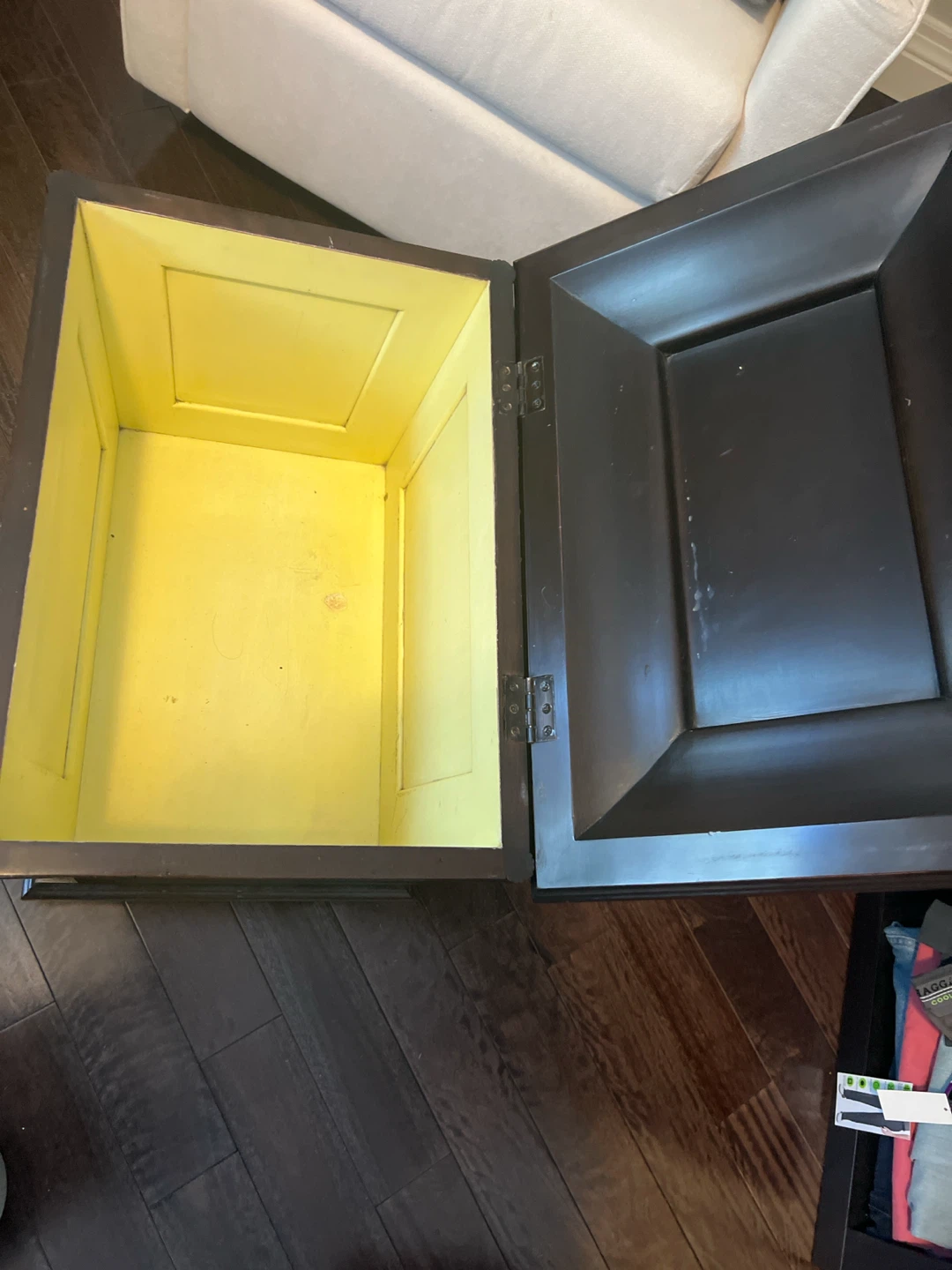 Vintage Decorative Storage Chest - photo 3