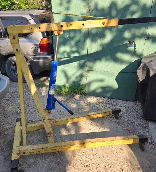 Hydraulic Shop Hoist