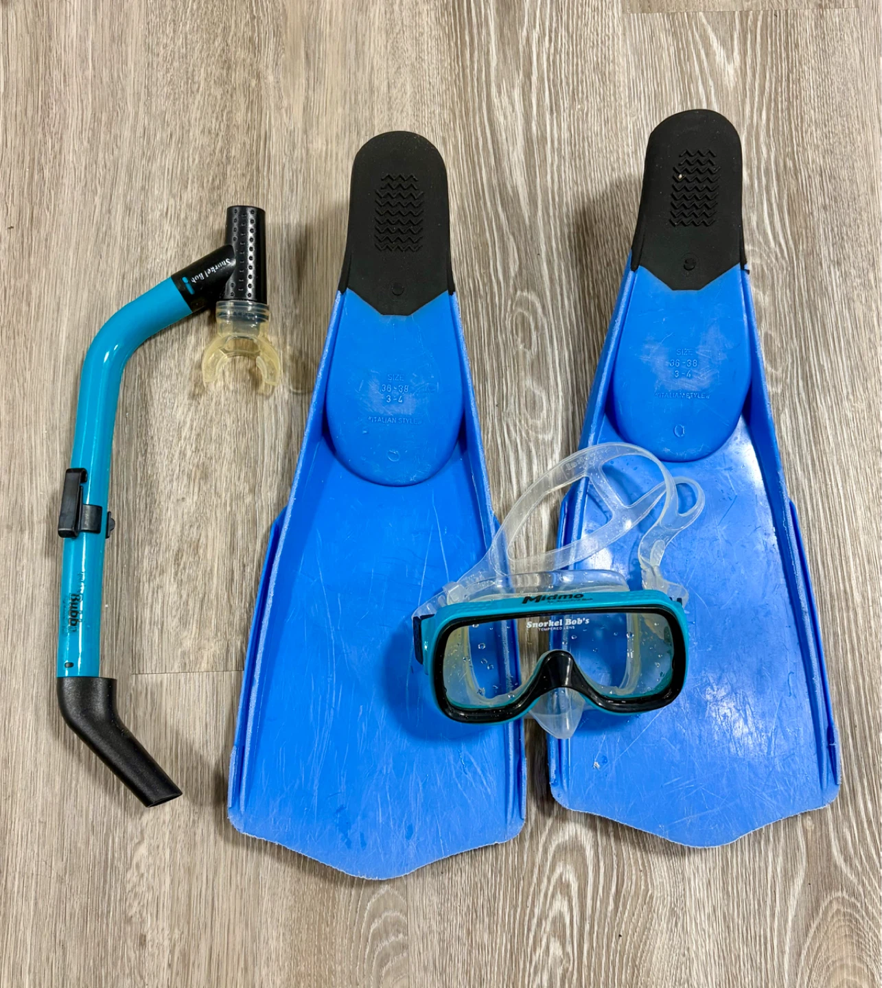 Moflex Snorkel Set with Fins, Mask, and Snorkel - photo 2