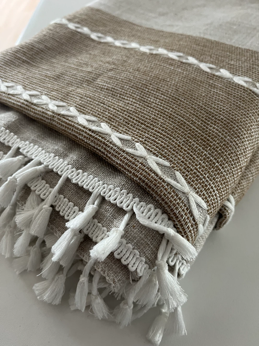 Decorative Table cloth with Tassels