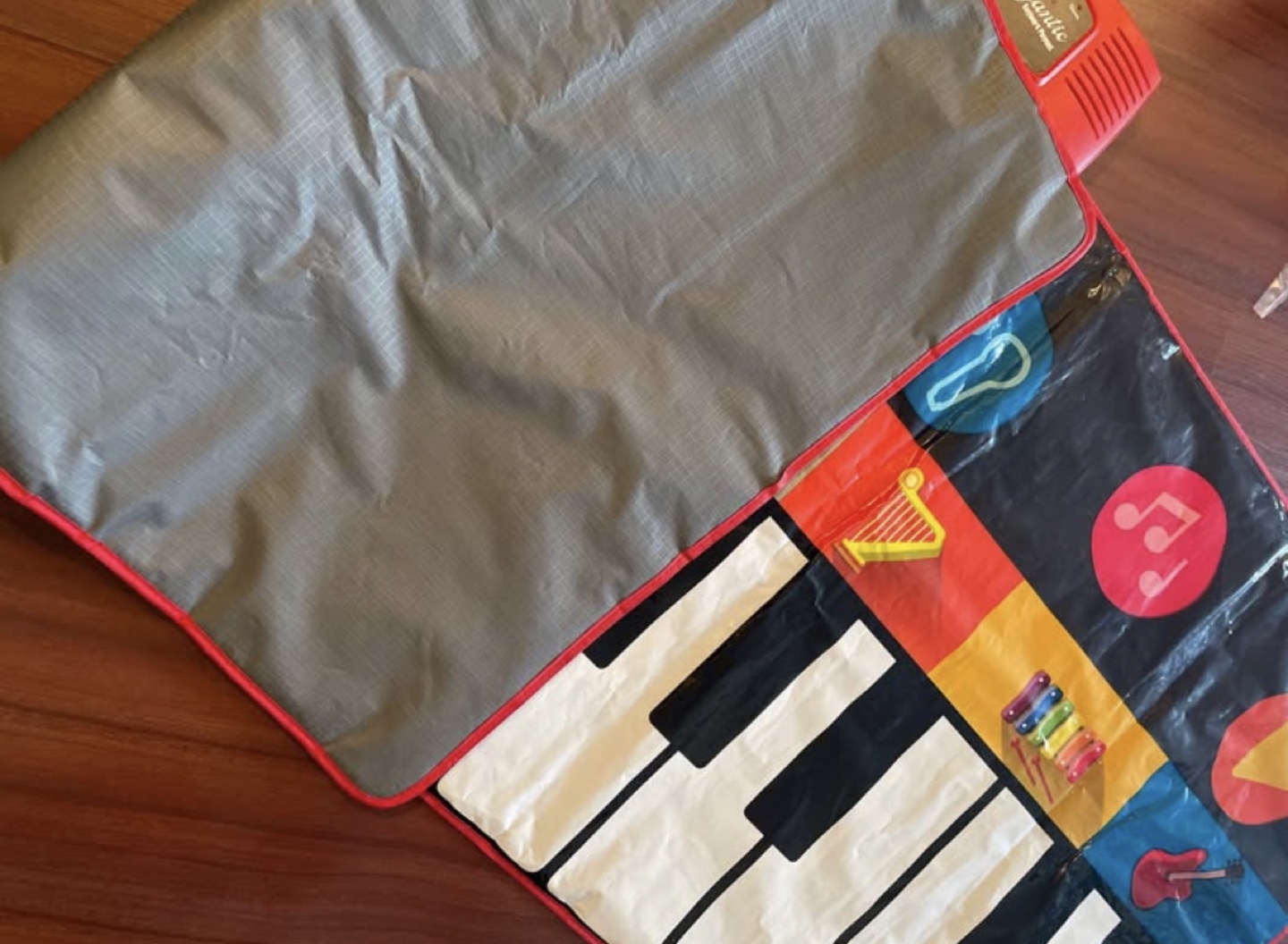 Gigantic Keyboard Playmat - photo 3