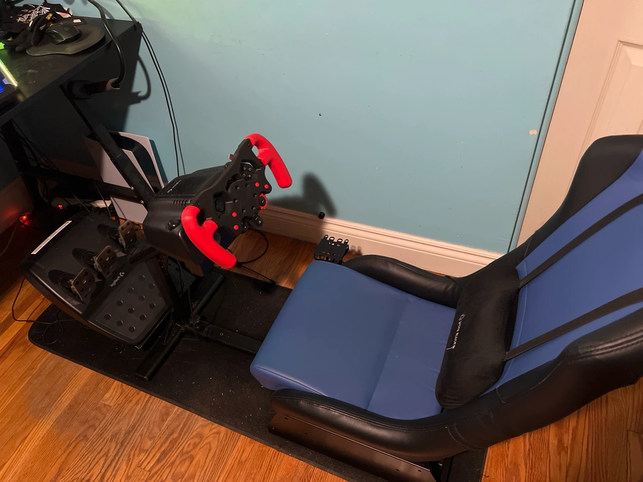 Logitech G29 combo + Racing Chair & Stand