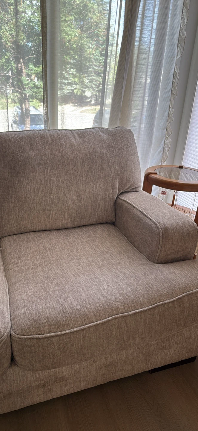 Ashley Furniture Couch 2 Seater - photo 3
