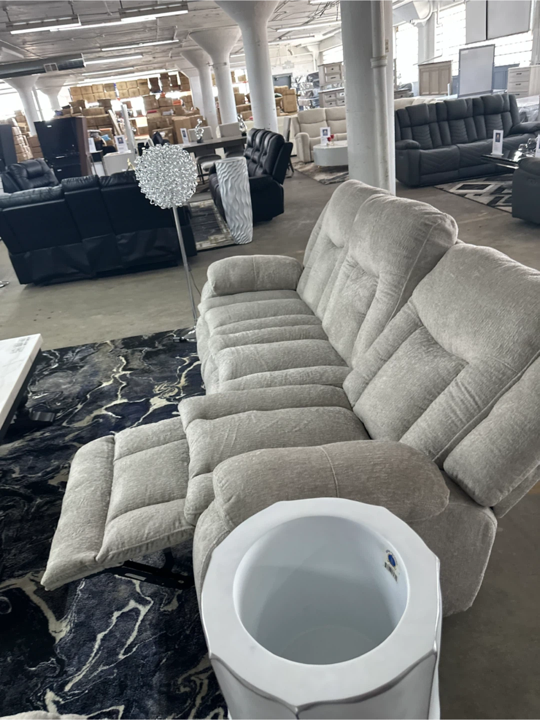 Sofa + love seat + recliner - photo 3