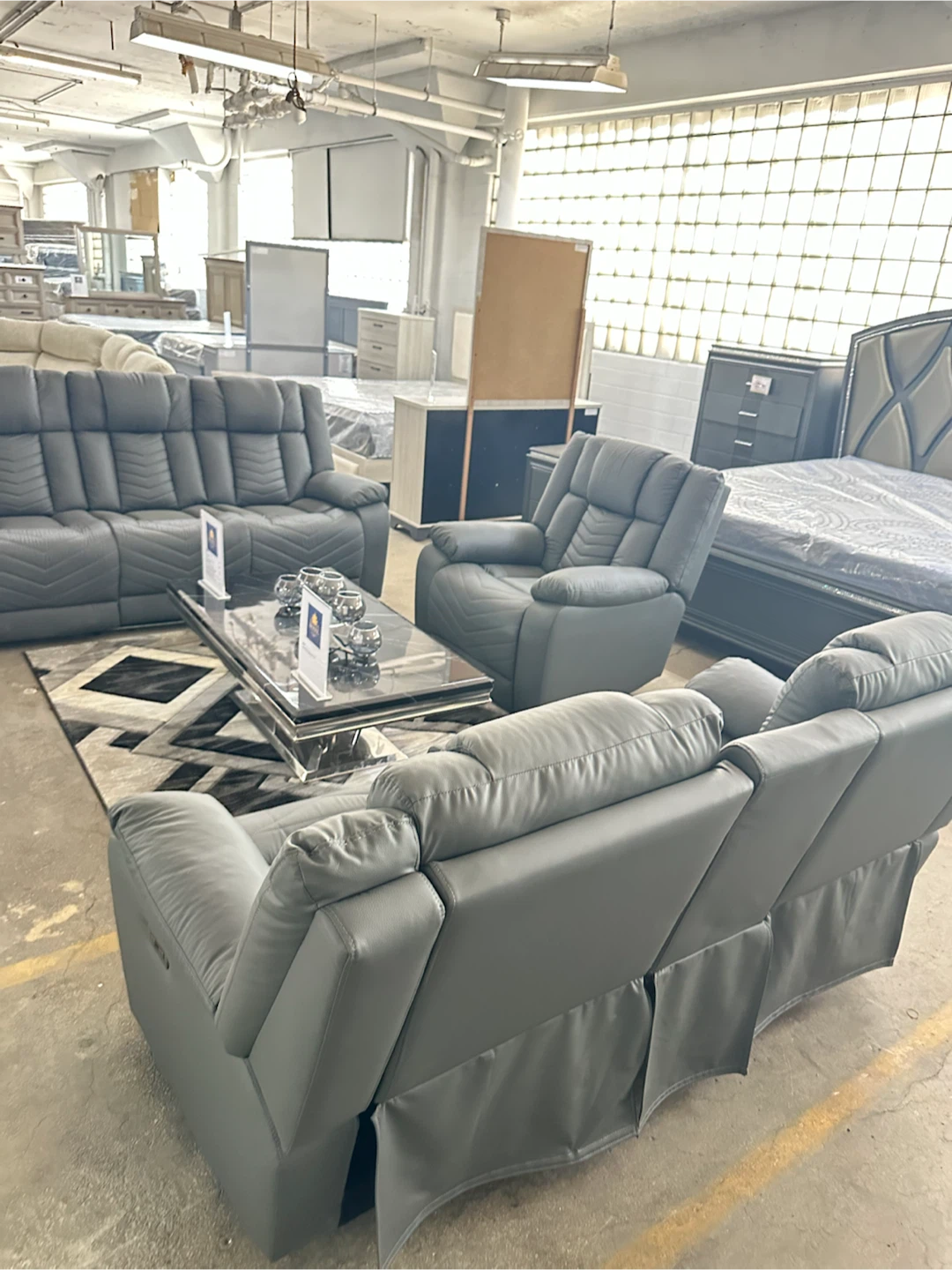 Sofa + loveseat (new)