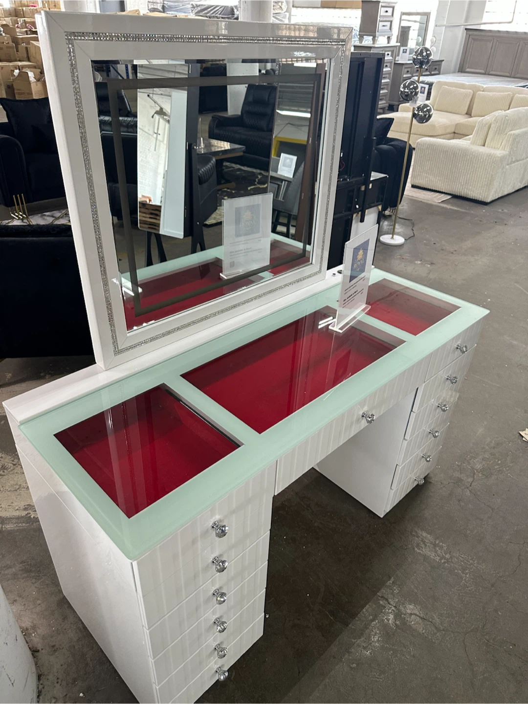 White vanity + mirror (new)