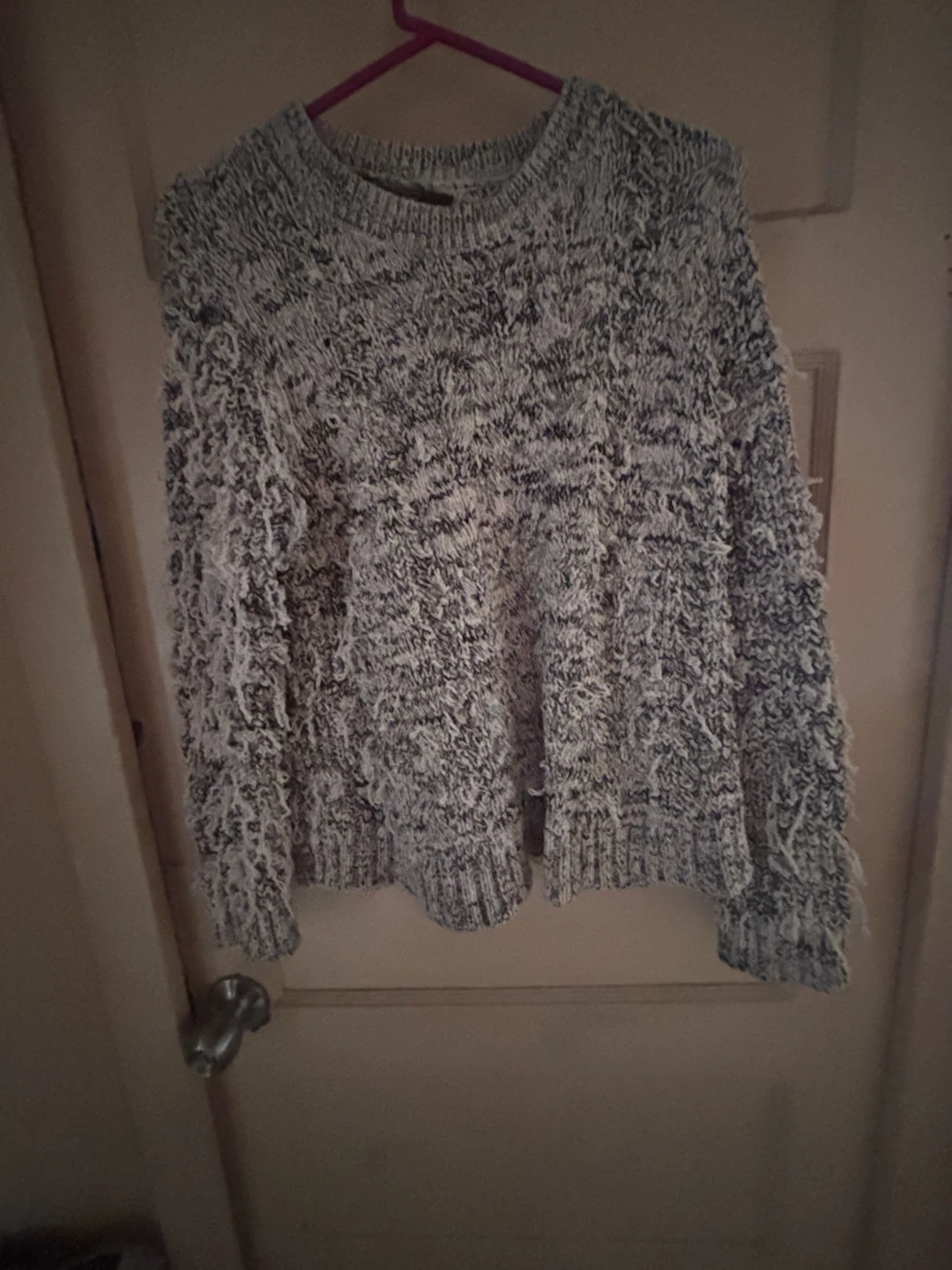Grey & Black Textured Fringe Sweater - XXL