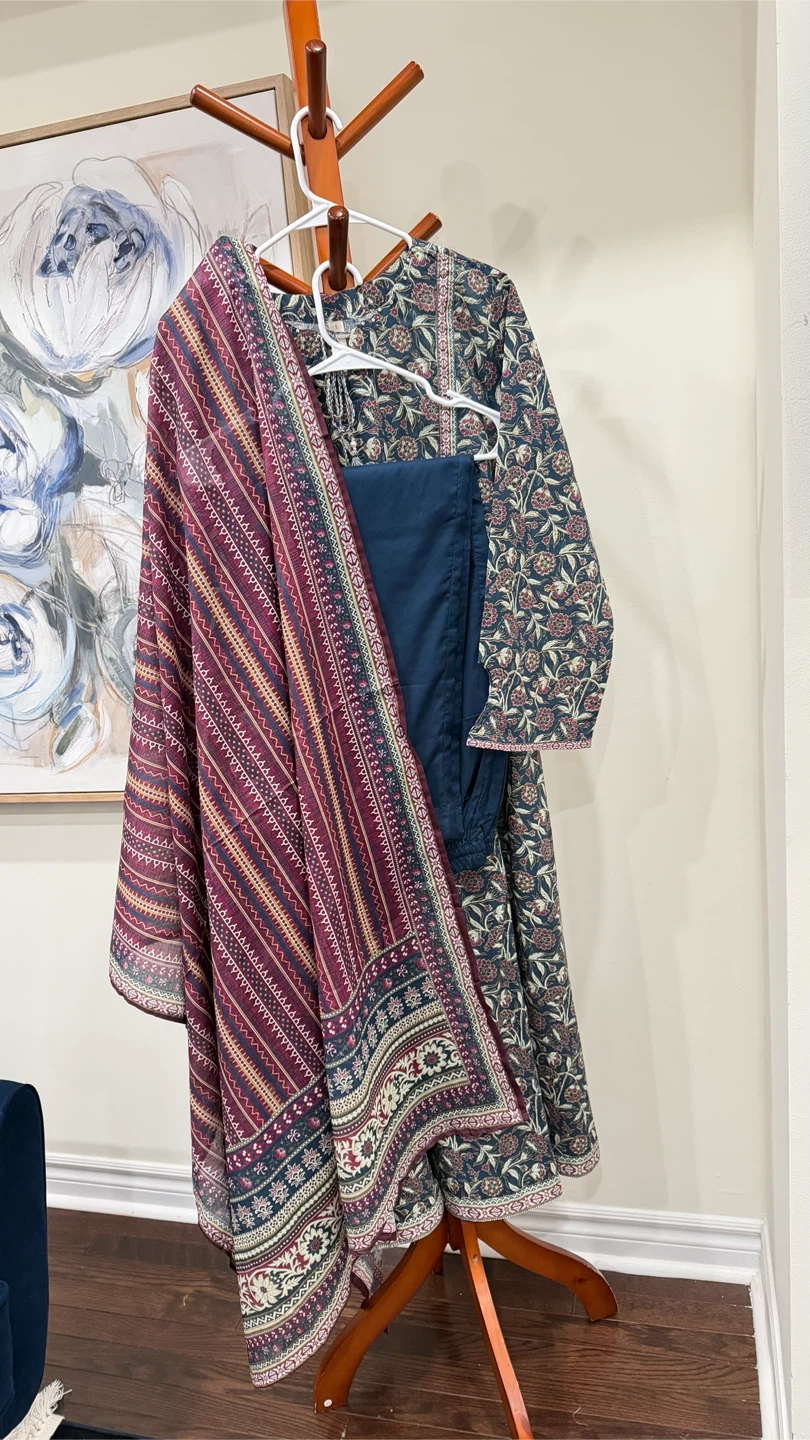 Women's Floral Print Kurti and Pants Set