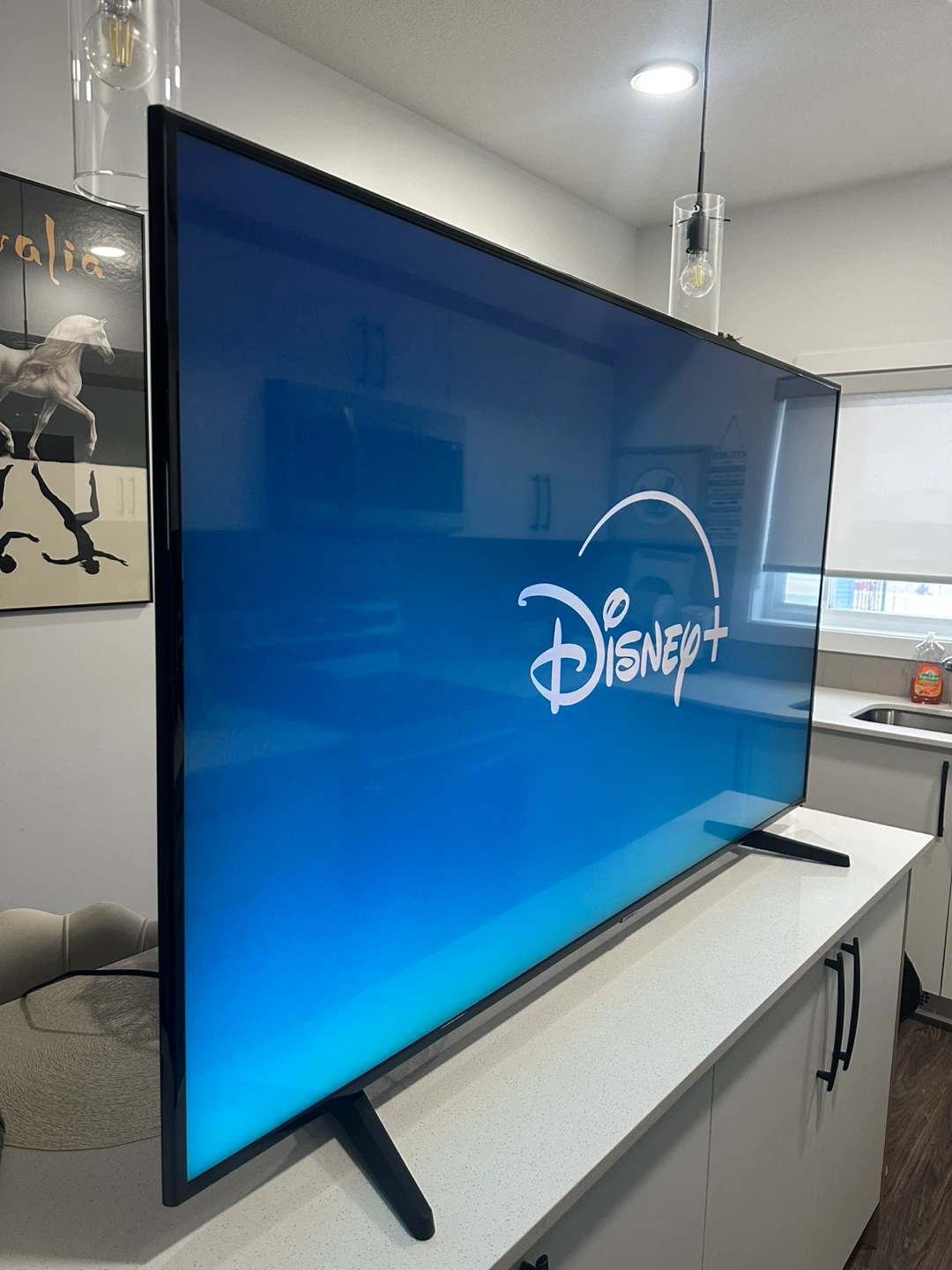 43-Inch Samsung 4K UHD Smart TV – Like New - photo 4