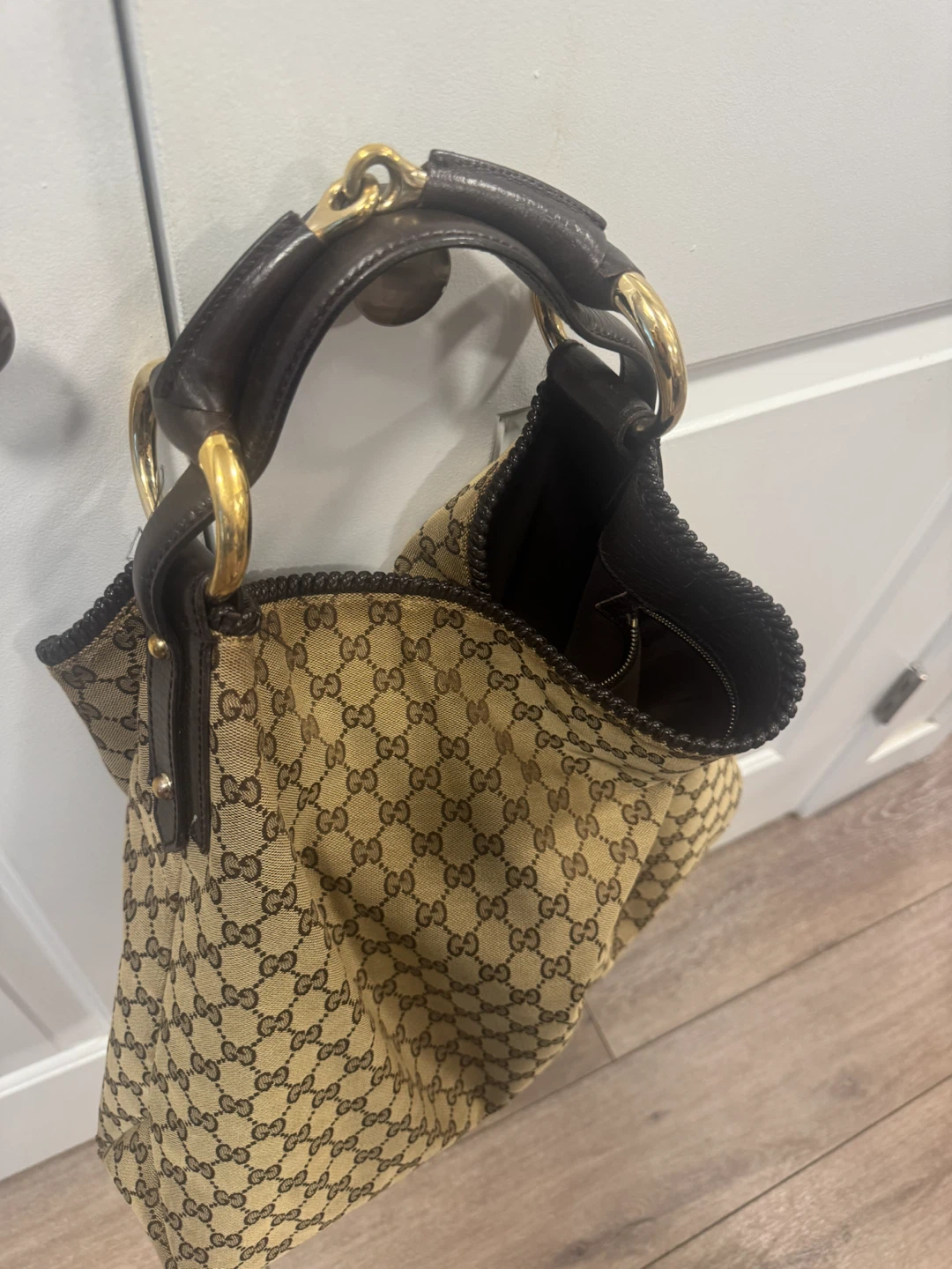 Gucci Monogram Canvas Hobo Bag - photo 2