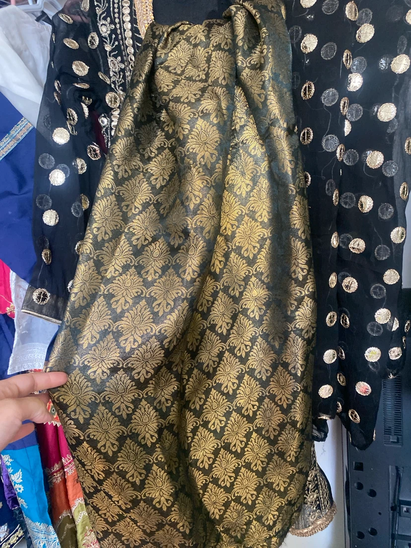 Black Kurti with Gold Embroidery and Sequins - photo 3