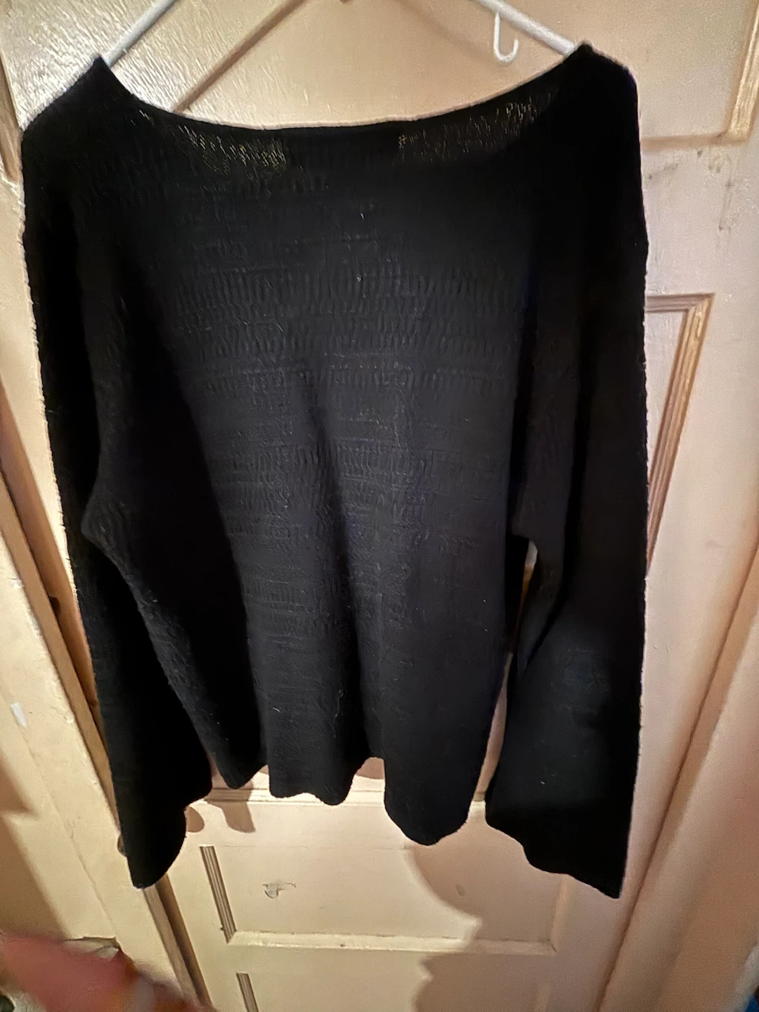 Gloria Vanderbilt Black V-Neck Sweater - photo 2
