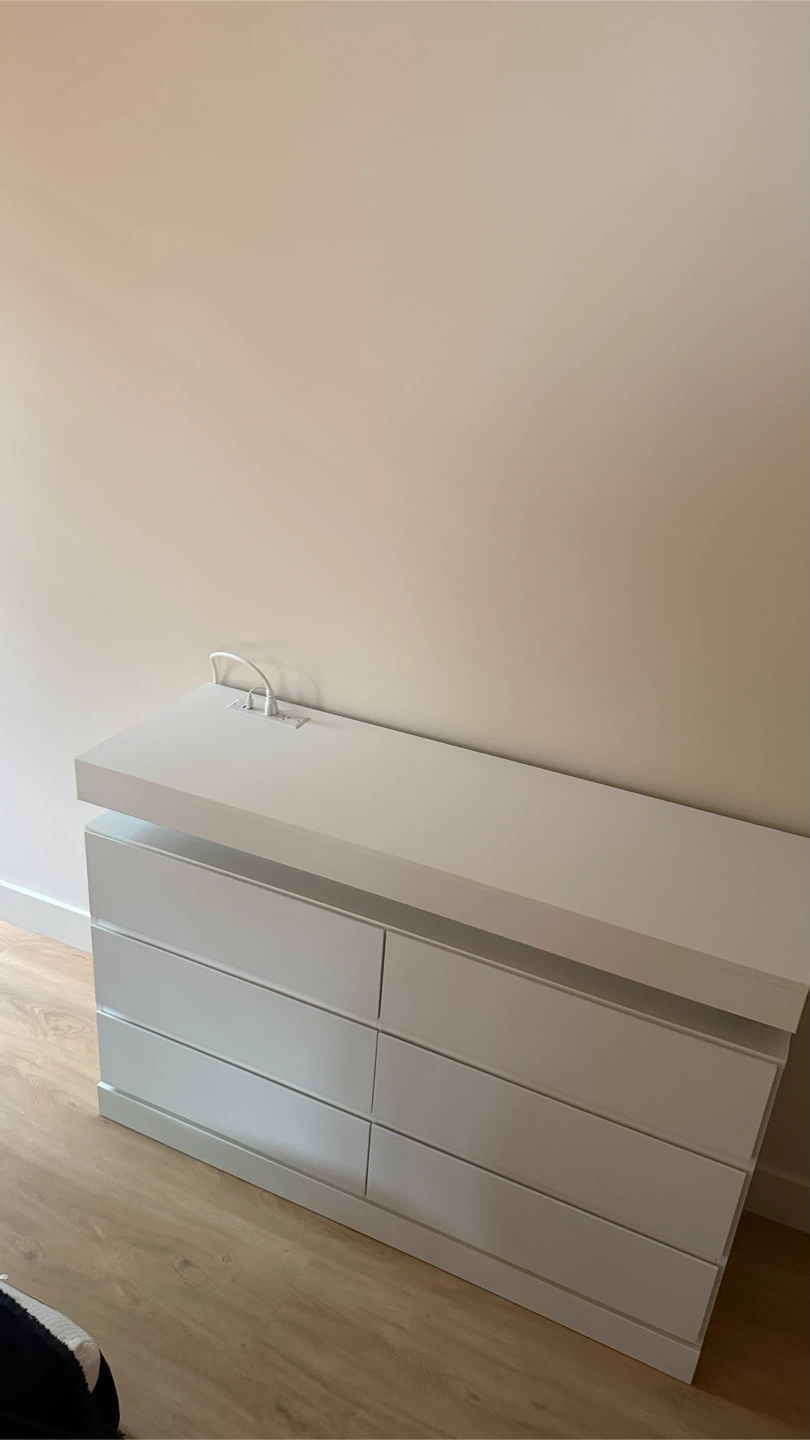 White 6-Drawer Dresser with LED Lights - photo 3