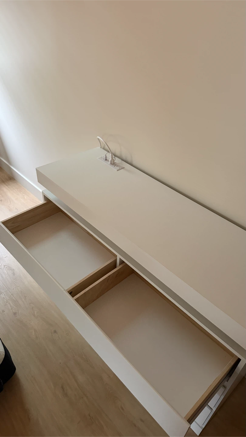 White 6-Drawer Dresser with LED Lights - photo 4