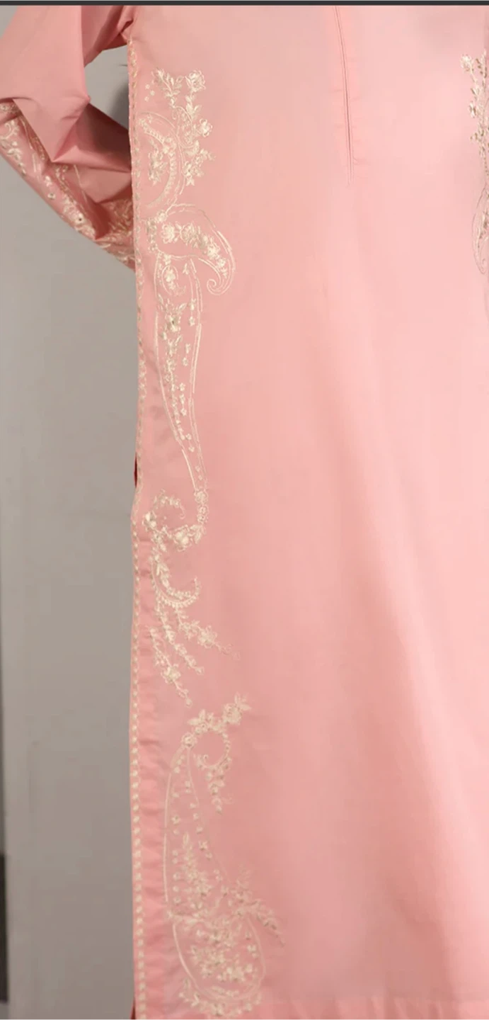 Pink Embroidered lawn Kurti and Pants Set - photo 4