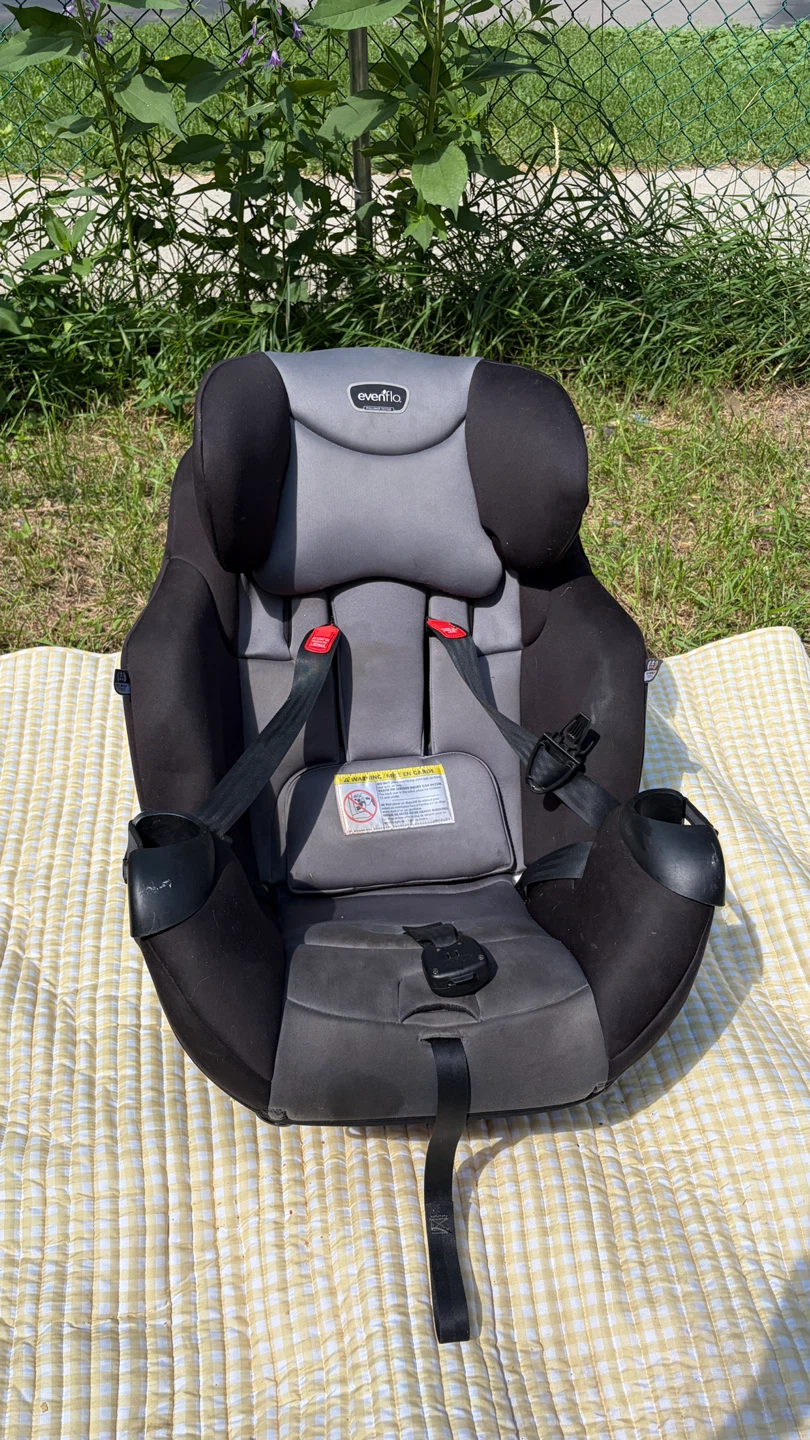 Evenflo Symphony Car Seat