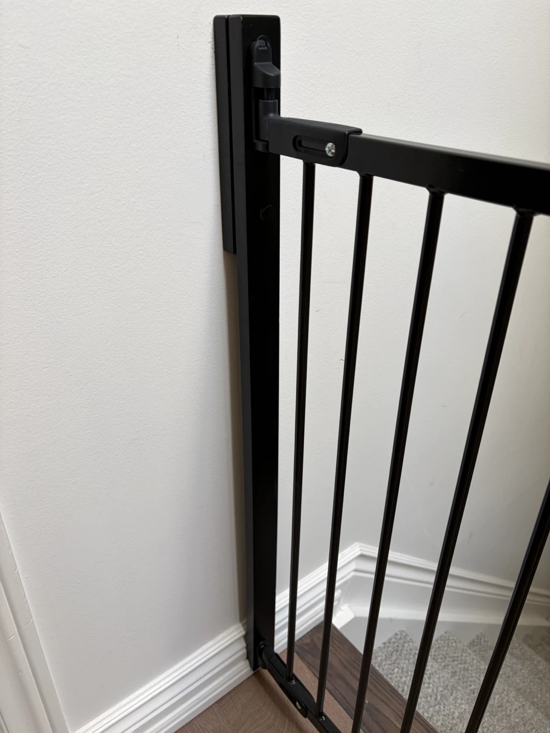 Black Metal Baby Safety Gate (kiddie proofers) - photo 5