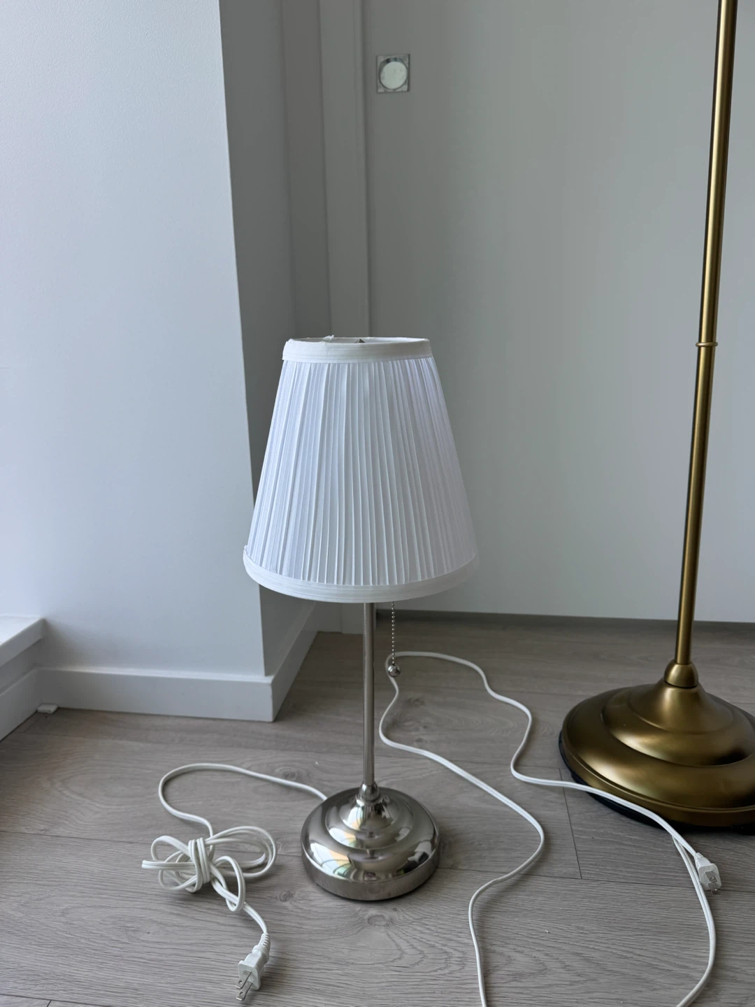 Table Lamp with Pleated Shade - photo 2