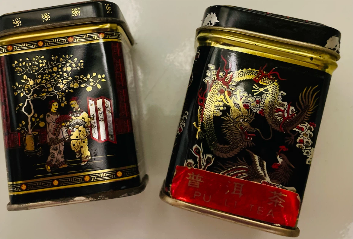 Decorative Tea Tins with Pu-erh Tea - photo 2