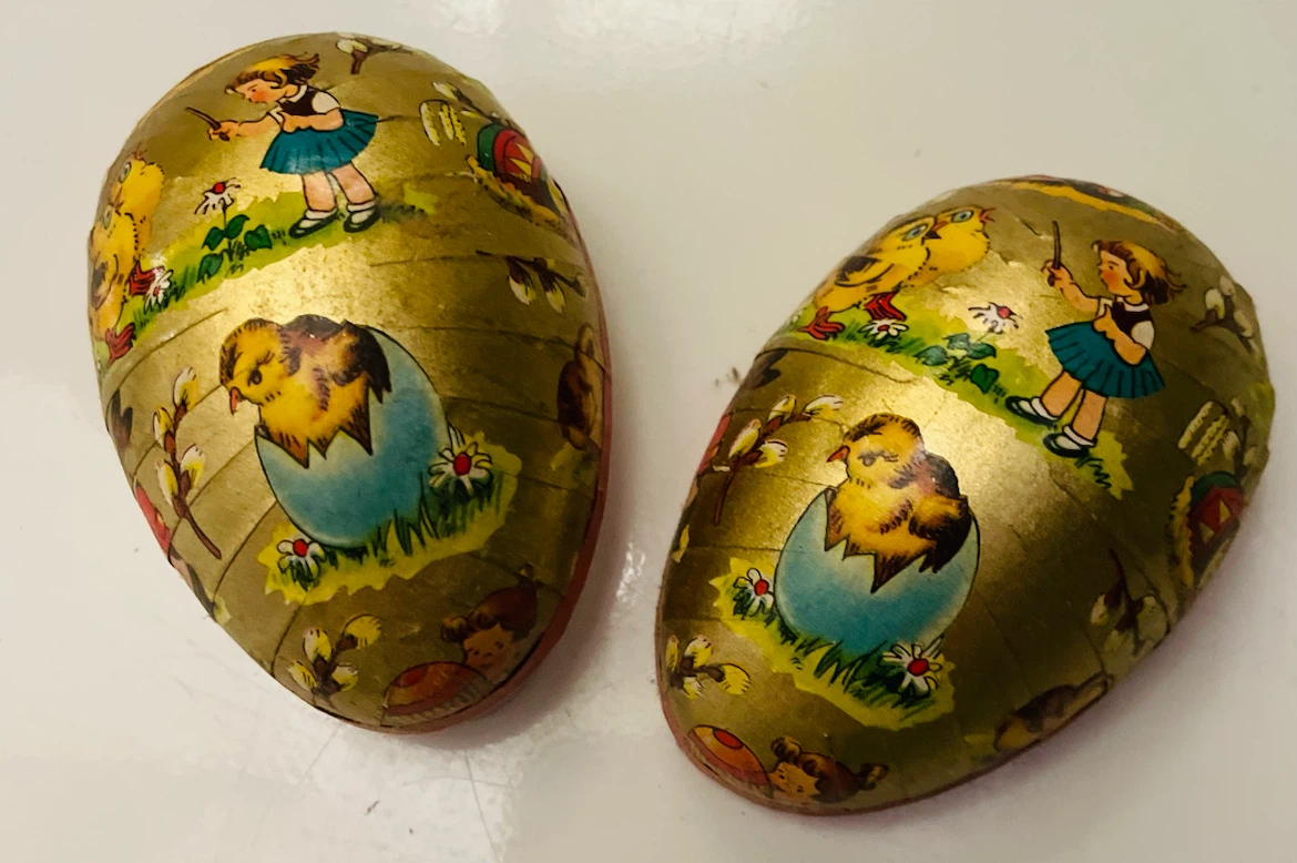 Vintage Easter Egg Container