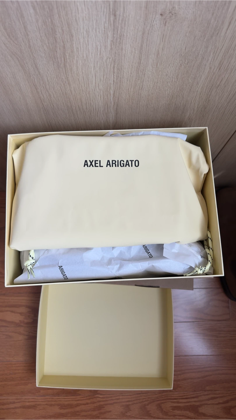Men's Axel Arigato Grey Marathon Runners
