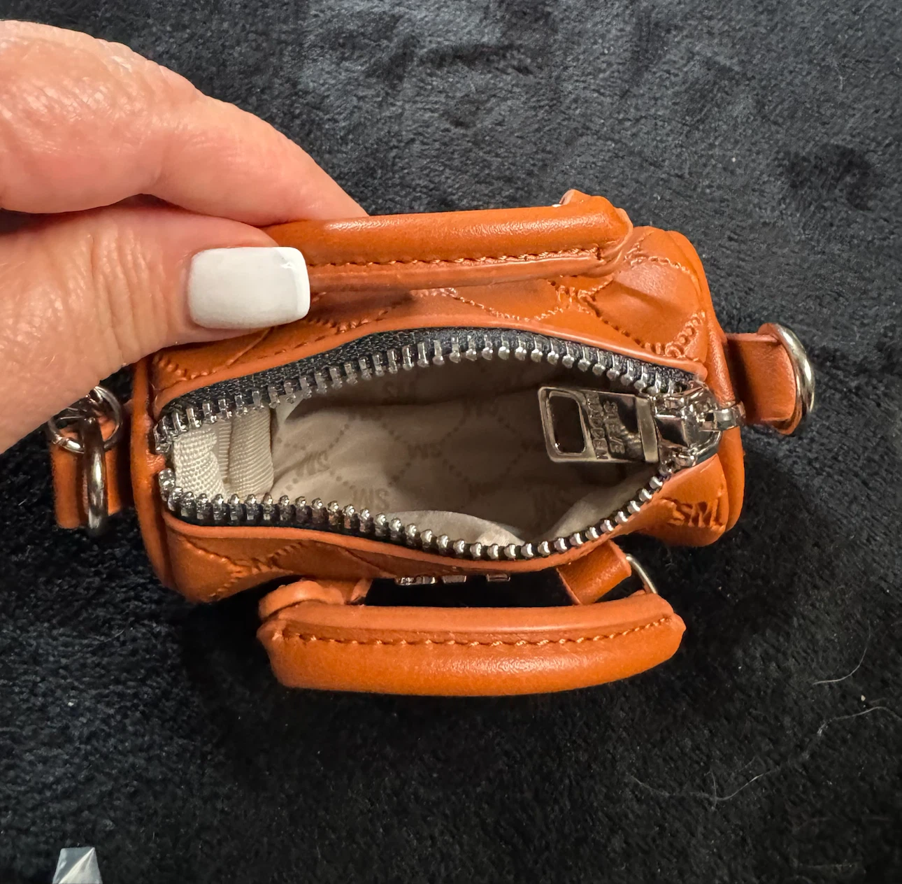 Steve Madden Brown Mini Bag Keychain - photo 2