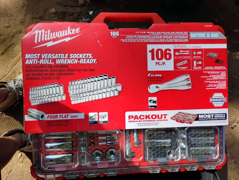 Milwaukee 106-Piece set