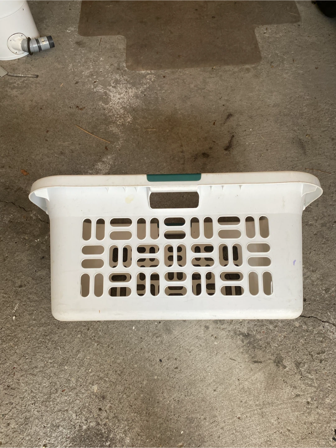 White Laundry Basket - photo 2