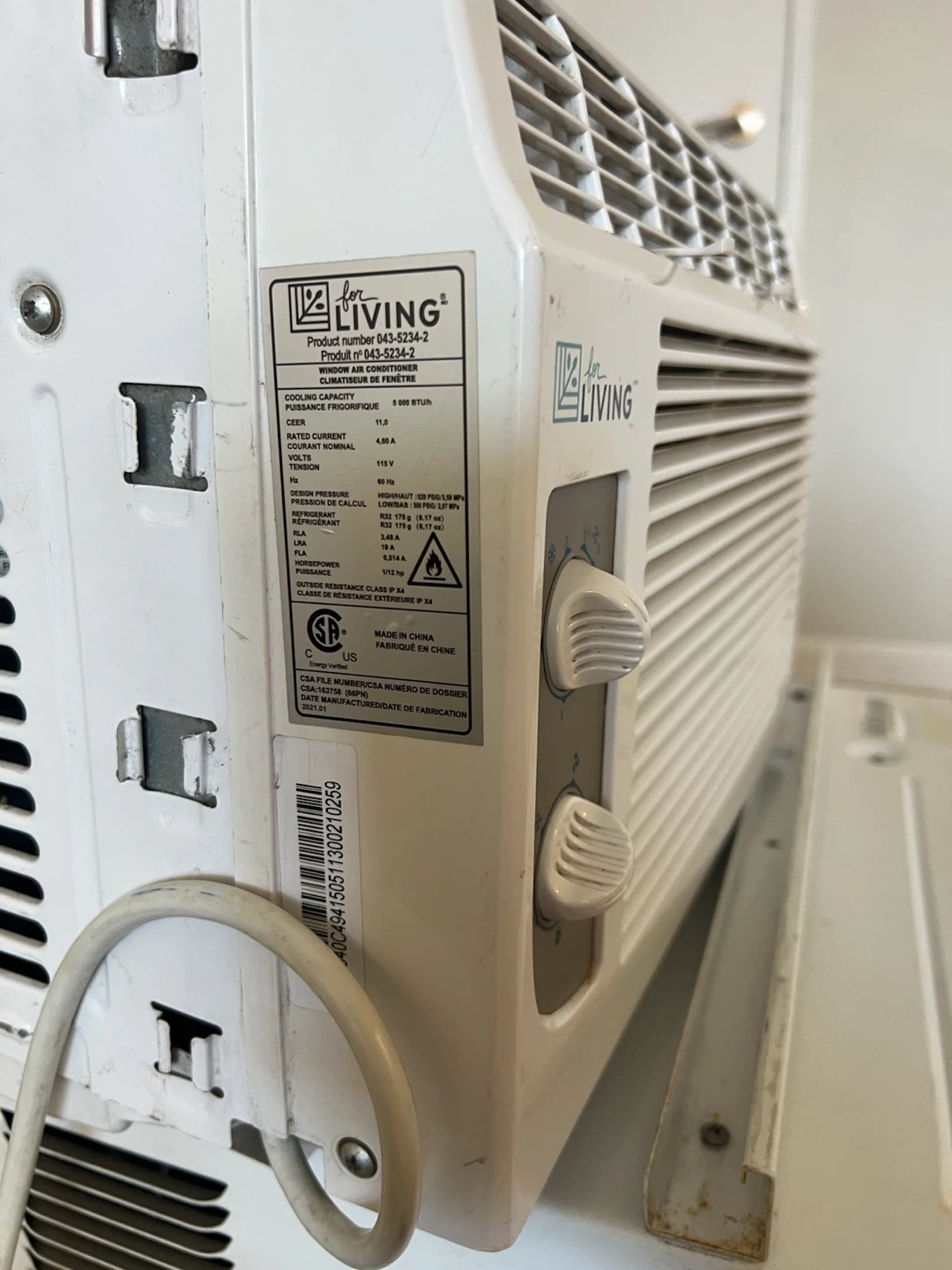 Kenmore Living Window Air Conditioner - photo 2