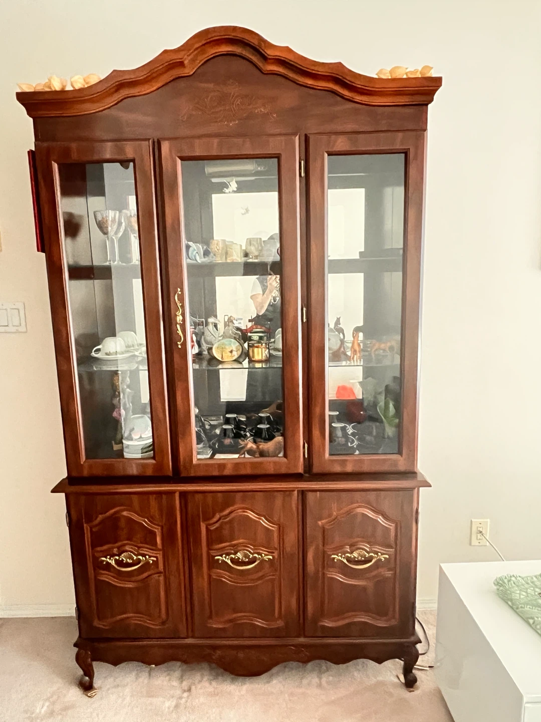 Moving sale