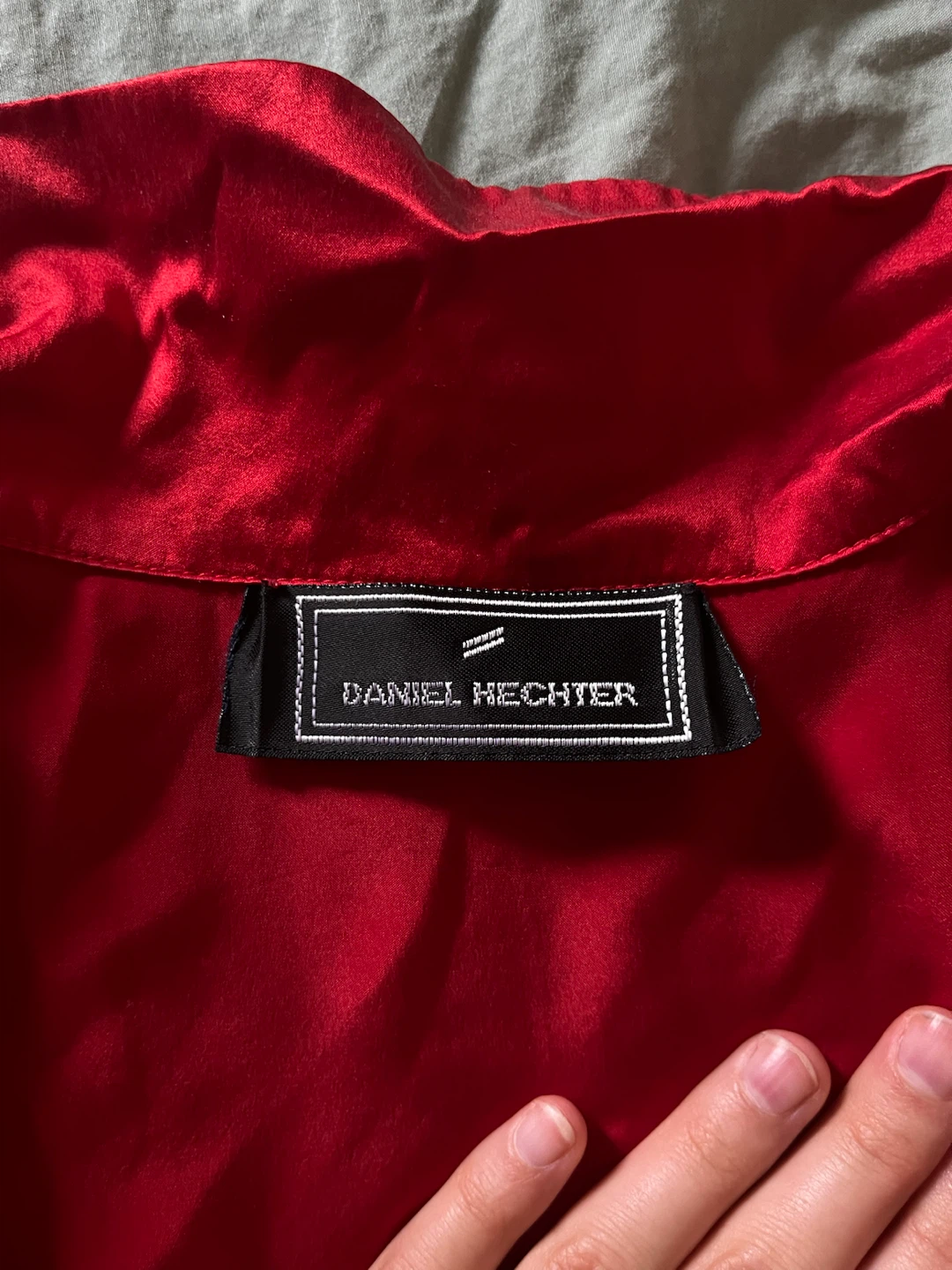 Daniel Hechter Red Silk Button-Up Blouse - photo 4