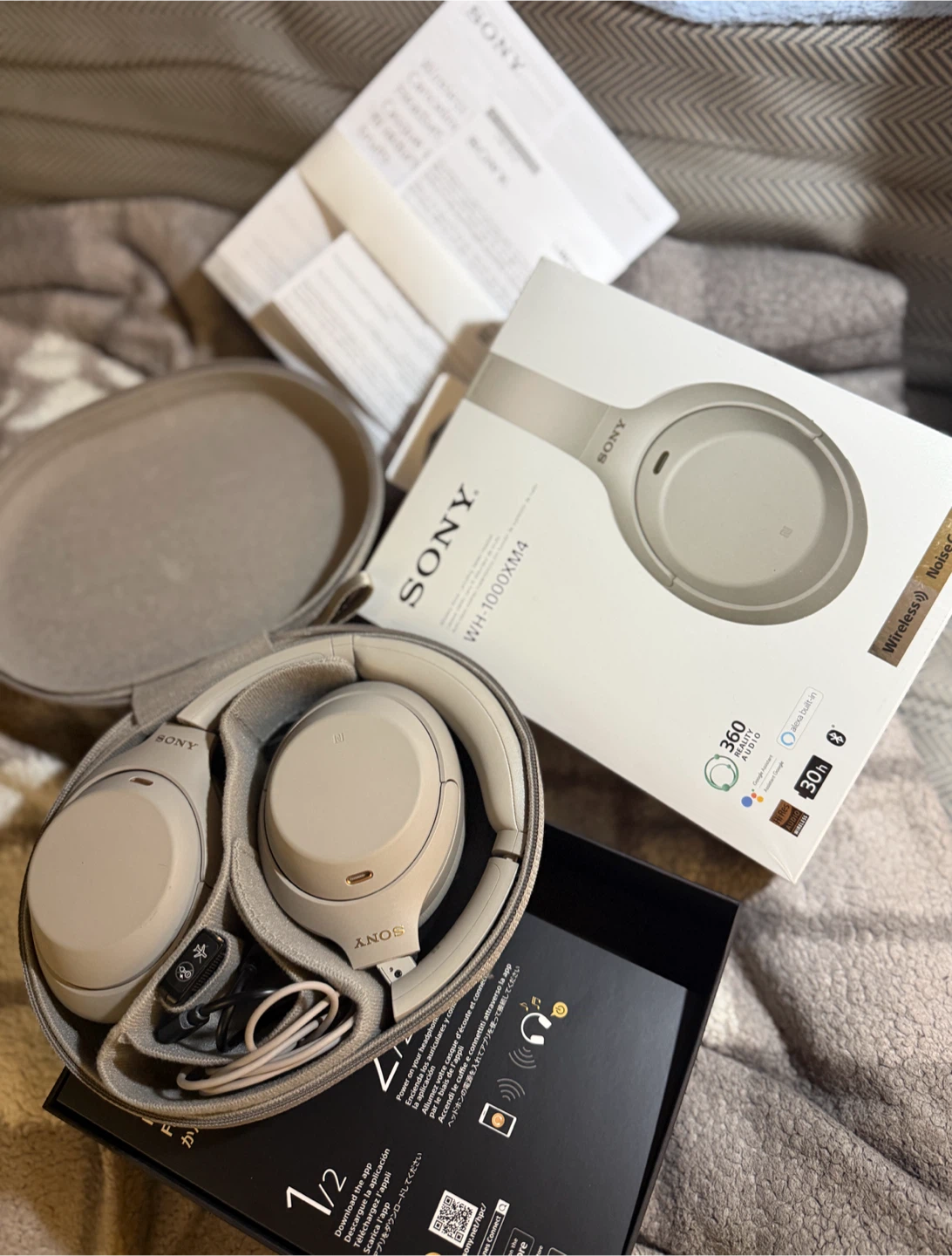 Sony WH-1000XM4 Headphones - photo 4
