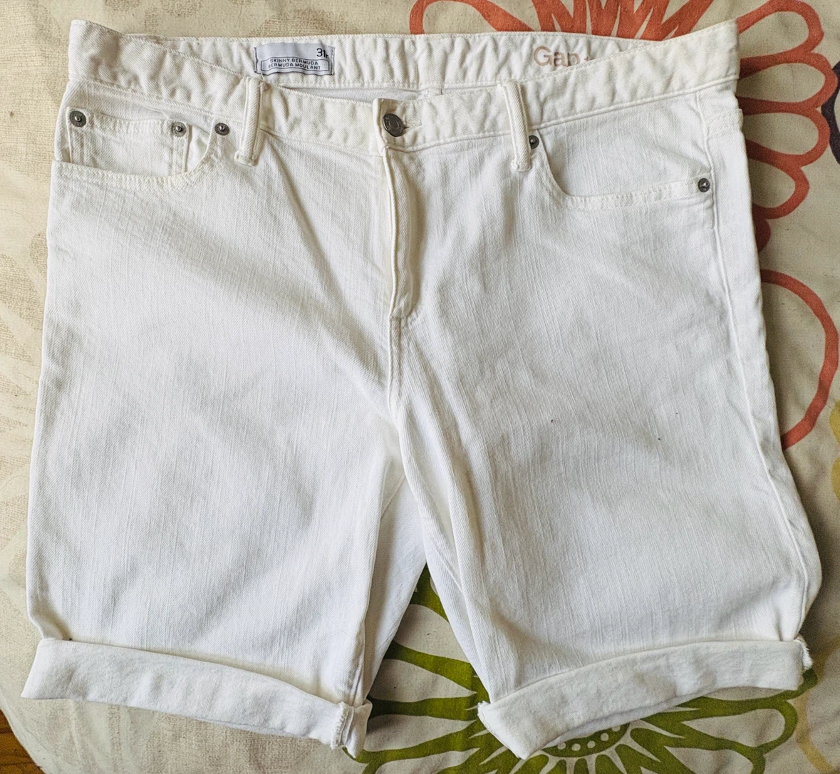 Gap White Skinny Bermuda Shorts