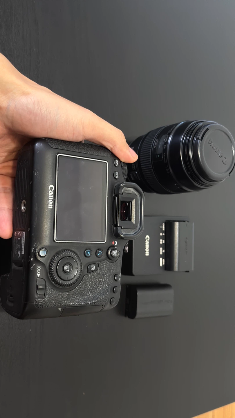 Canon 6D Body + EF 100mm f/2.8 Macro Bundle - photo 5