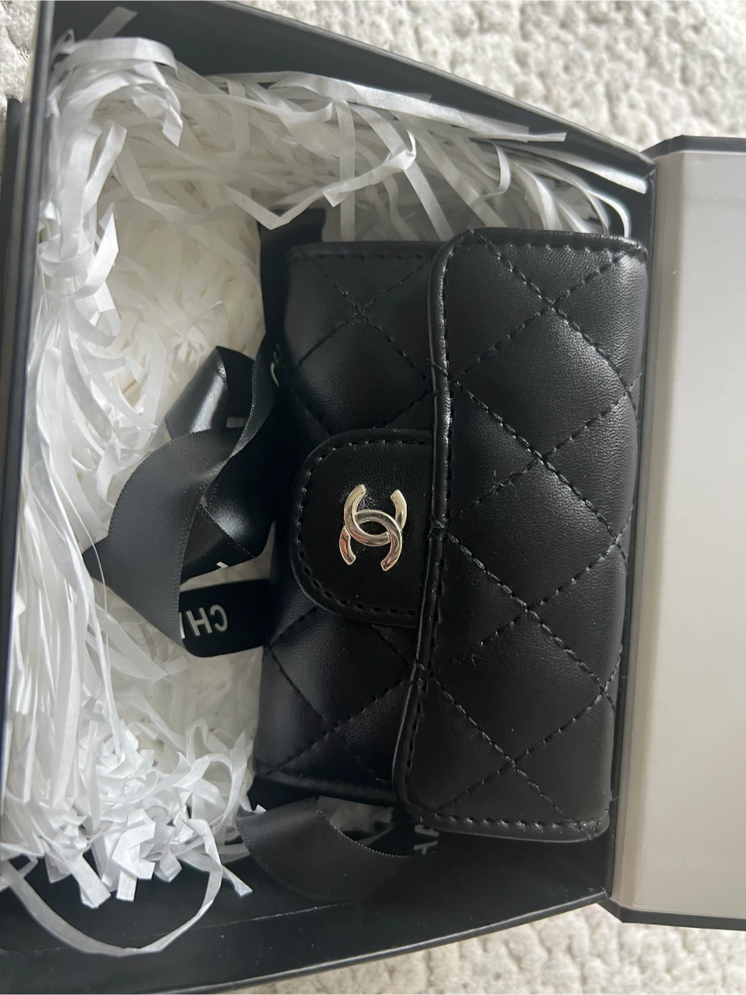 Chanel Quilted Wallet 100% authentic - photo 2