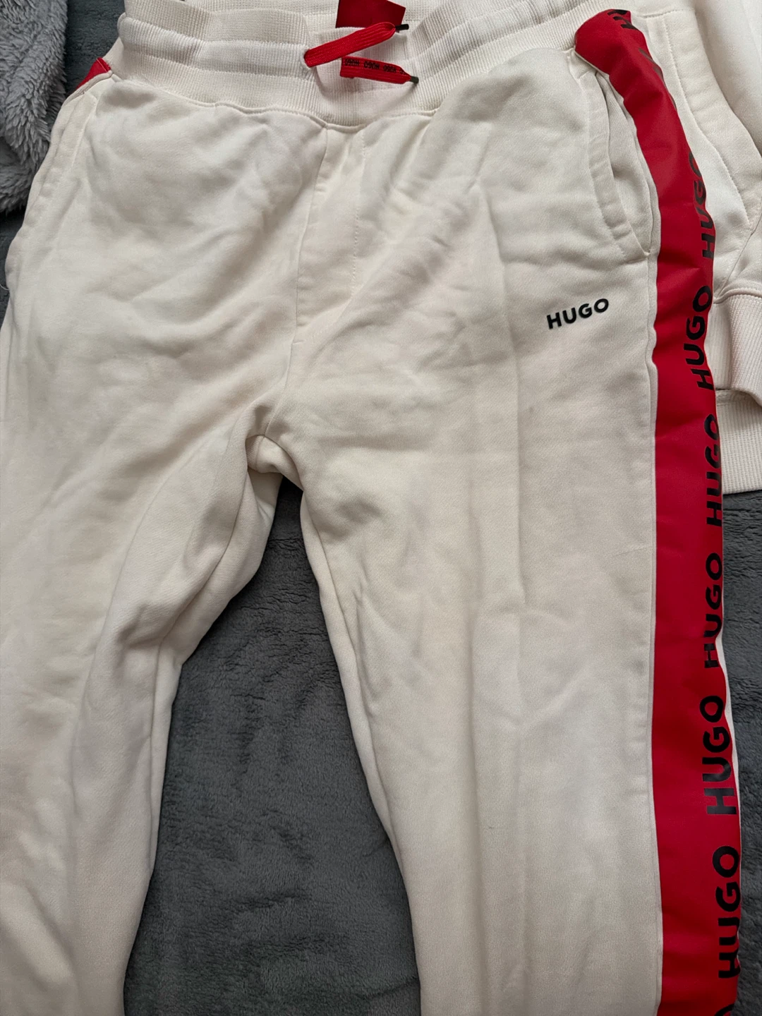 HUGO BOSS Tracksuit Set - Cream - photo 2