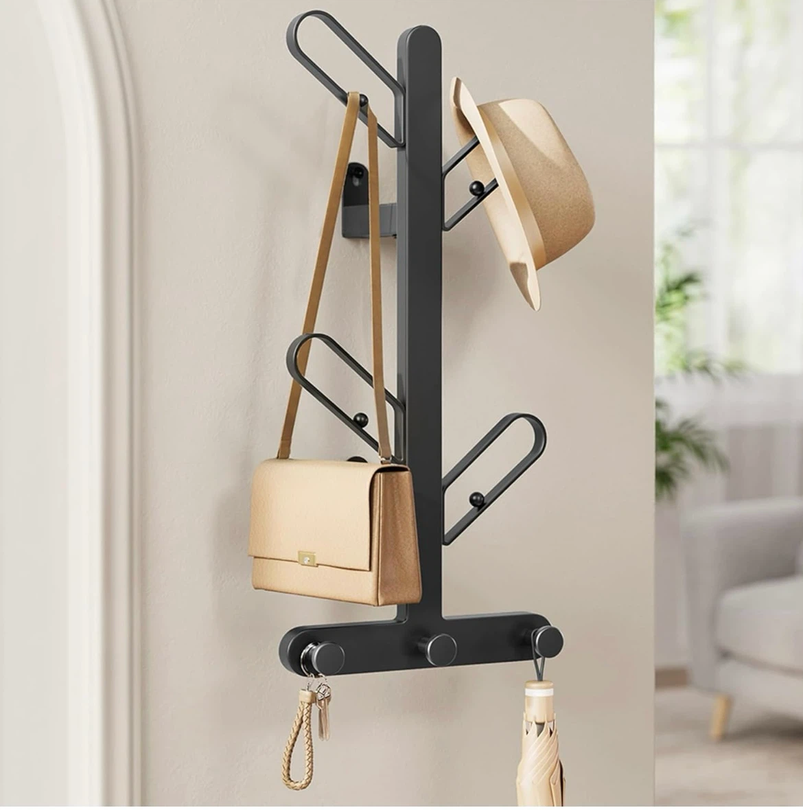 🧢 Wall-mounted coat rack featuring a branch-look design 🧥
