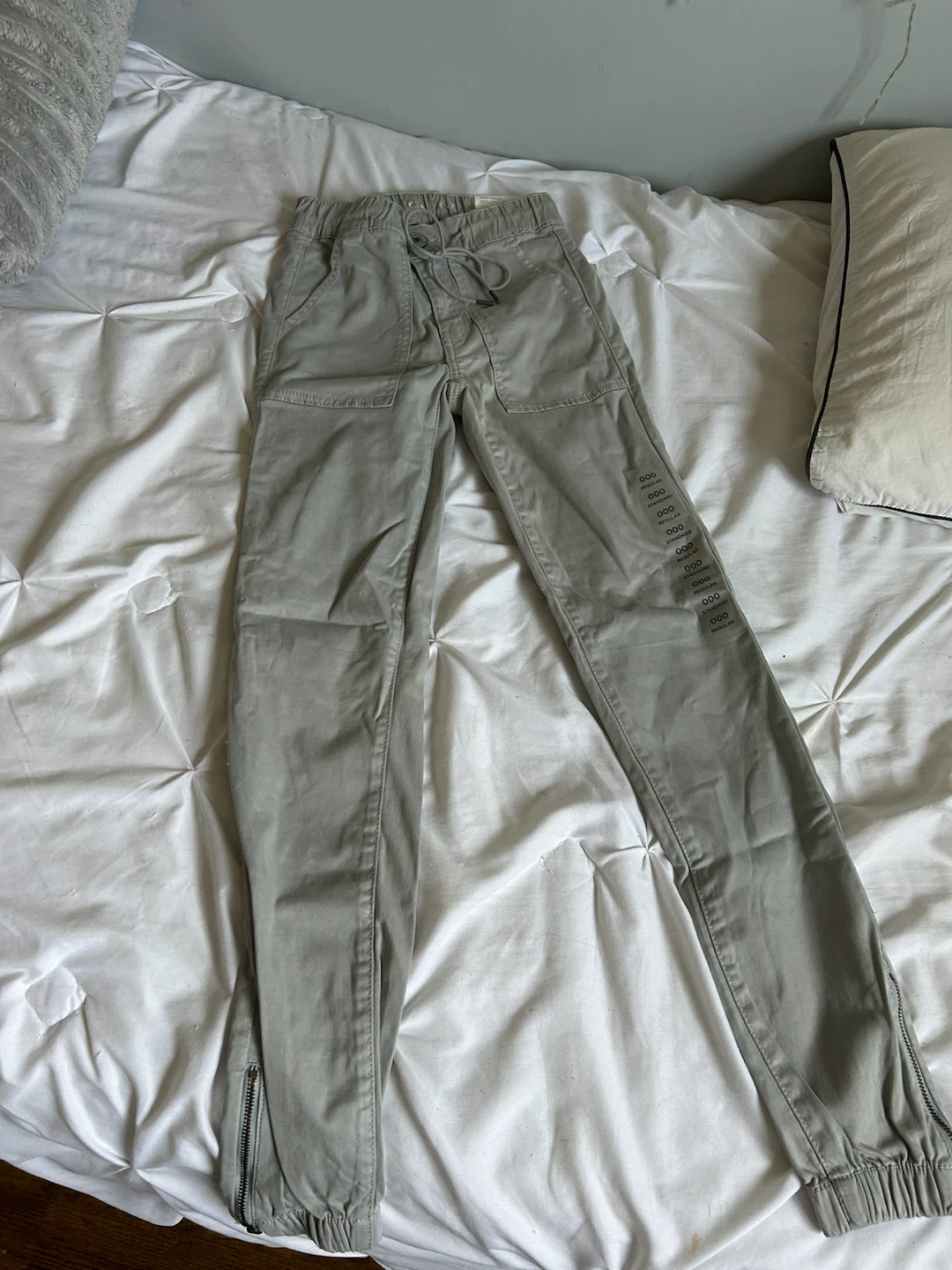 American Eagle Super Stretch Jogger Pants