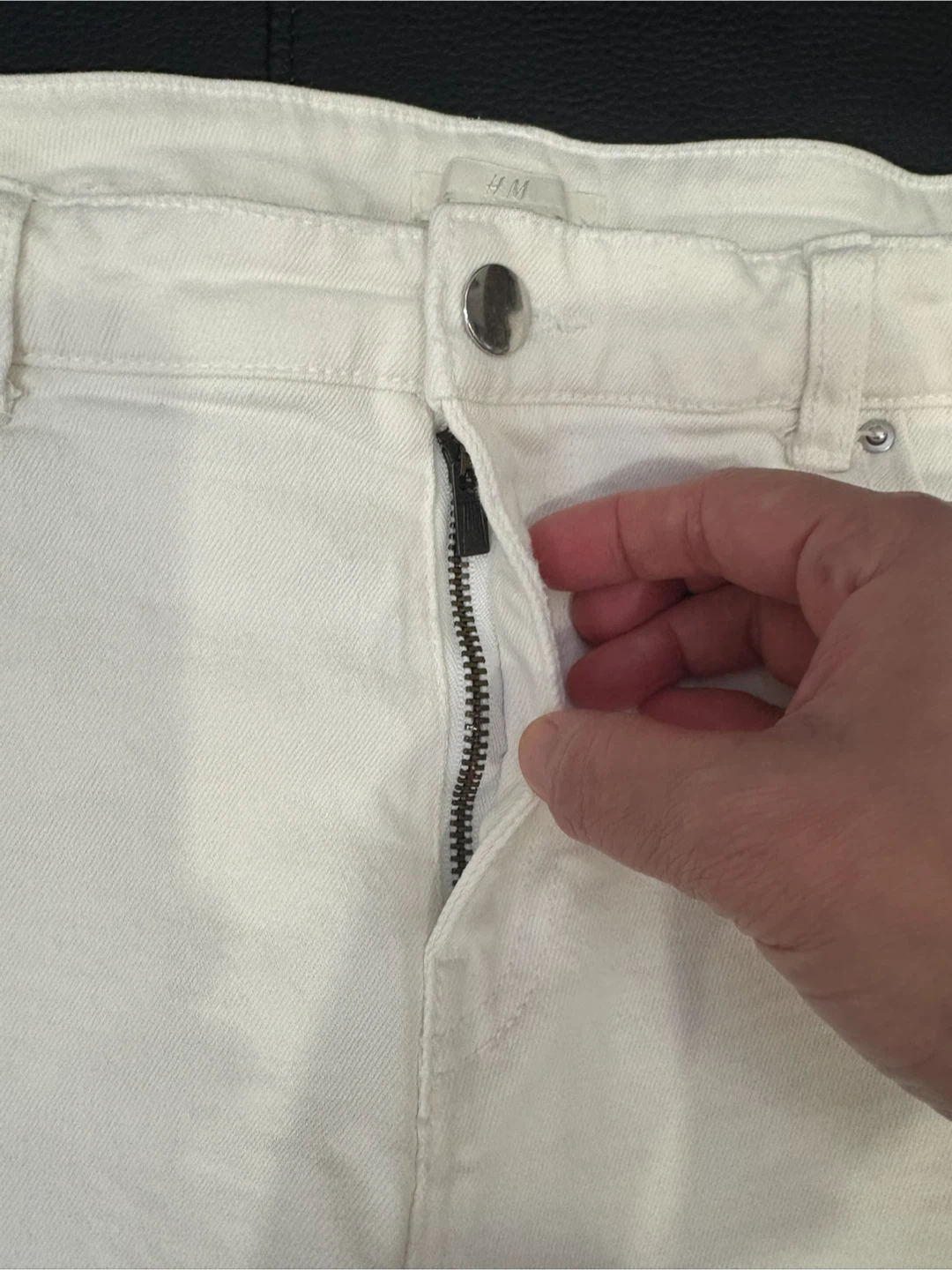 H&M White Denim Cut Off Shorts - photo 3