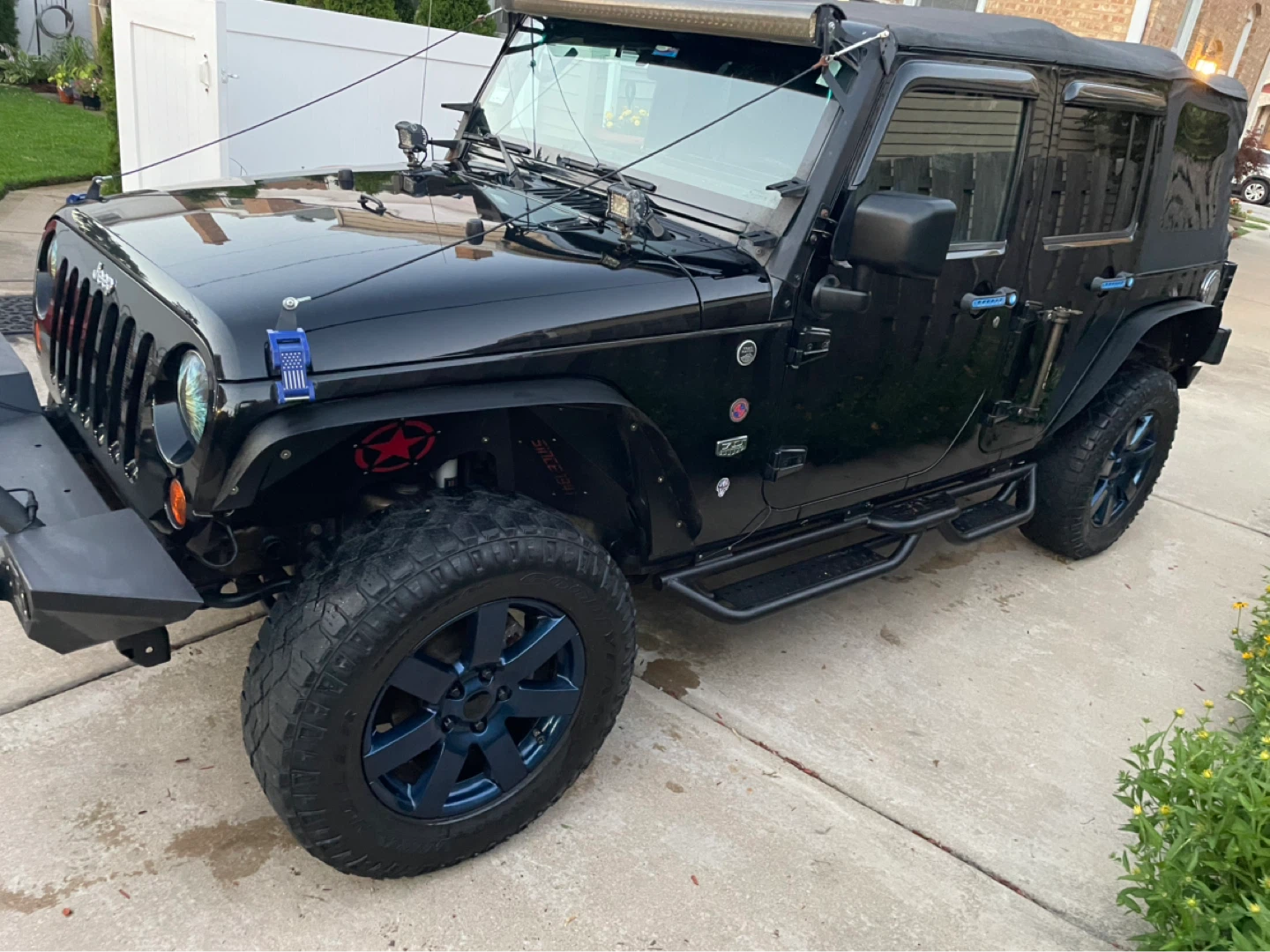 2011 Jeep Wrangler JKU unlimited - photo 2