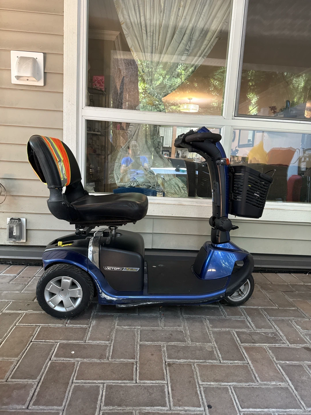 Pride Mobility Scooter with Basket - photo 3