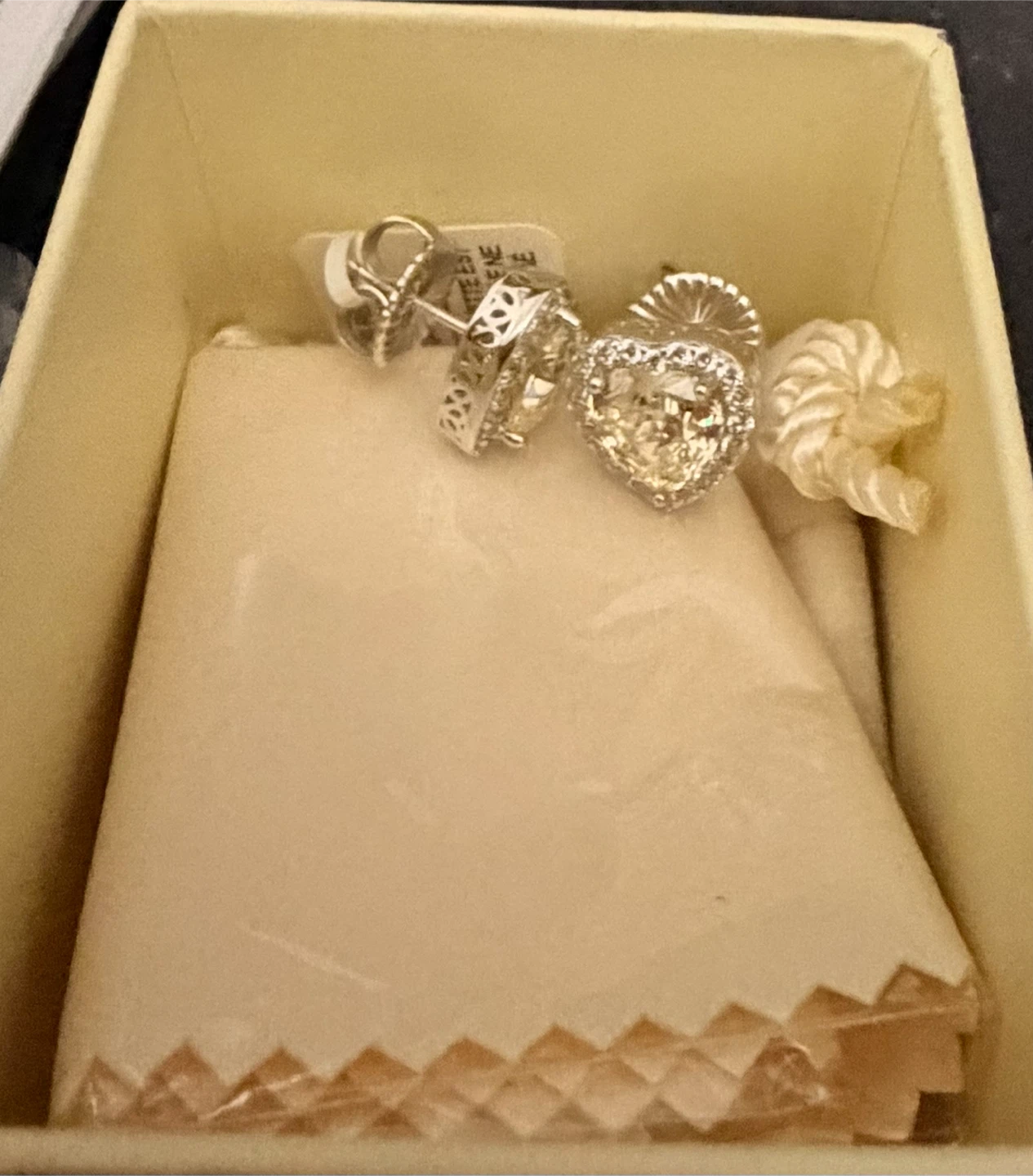 Sterling silver 925 Heart Earrings, necklace and ring canary - photo 3