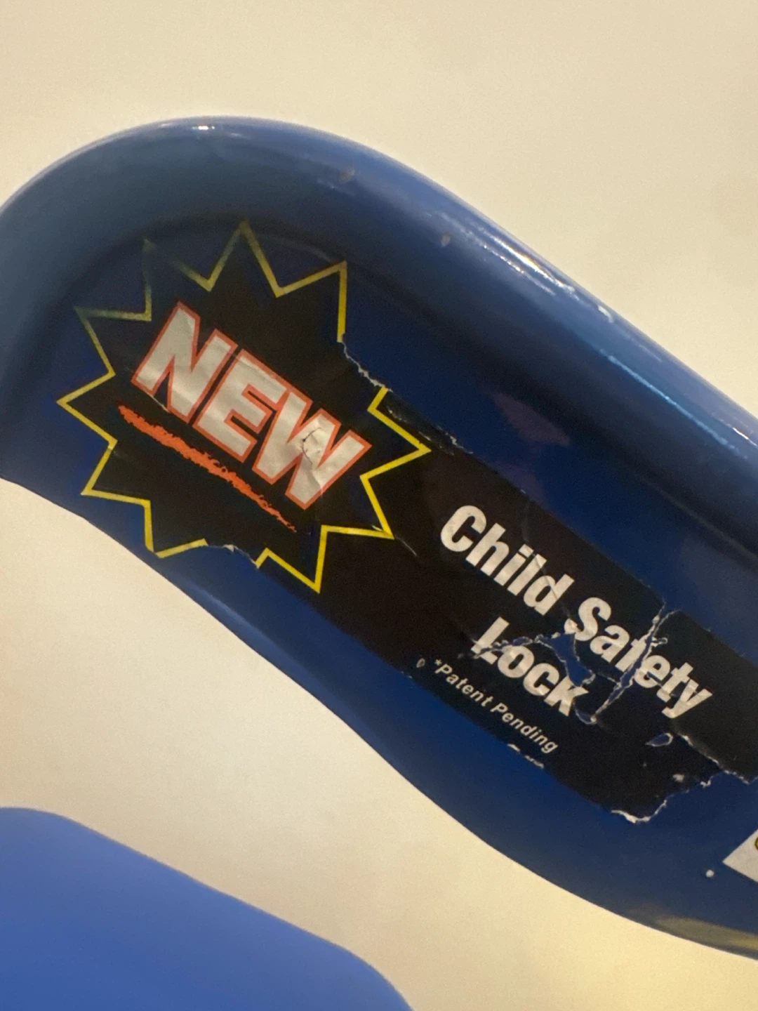 Blue and Yellow Folding Chairs with Child Safety Lock - photo 5