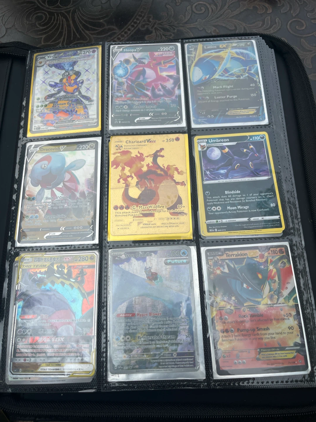 Pokémon Trading Card Binder - photo 2