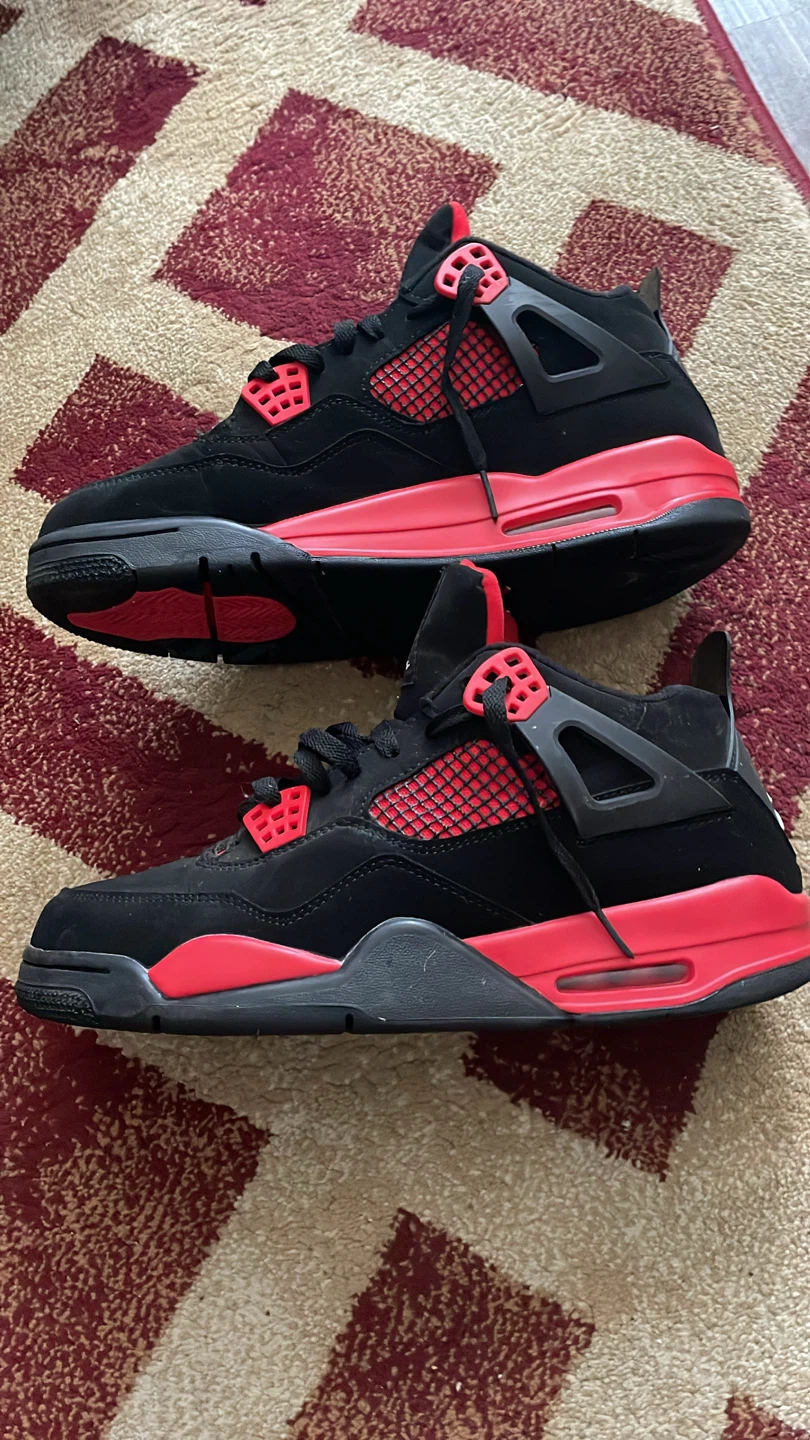 1:1  Air Jordan 4 Retro Sneakers