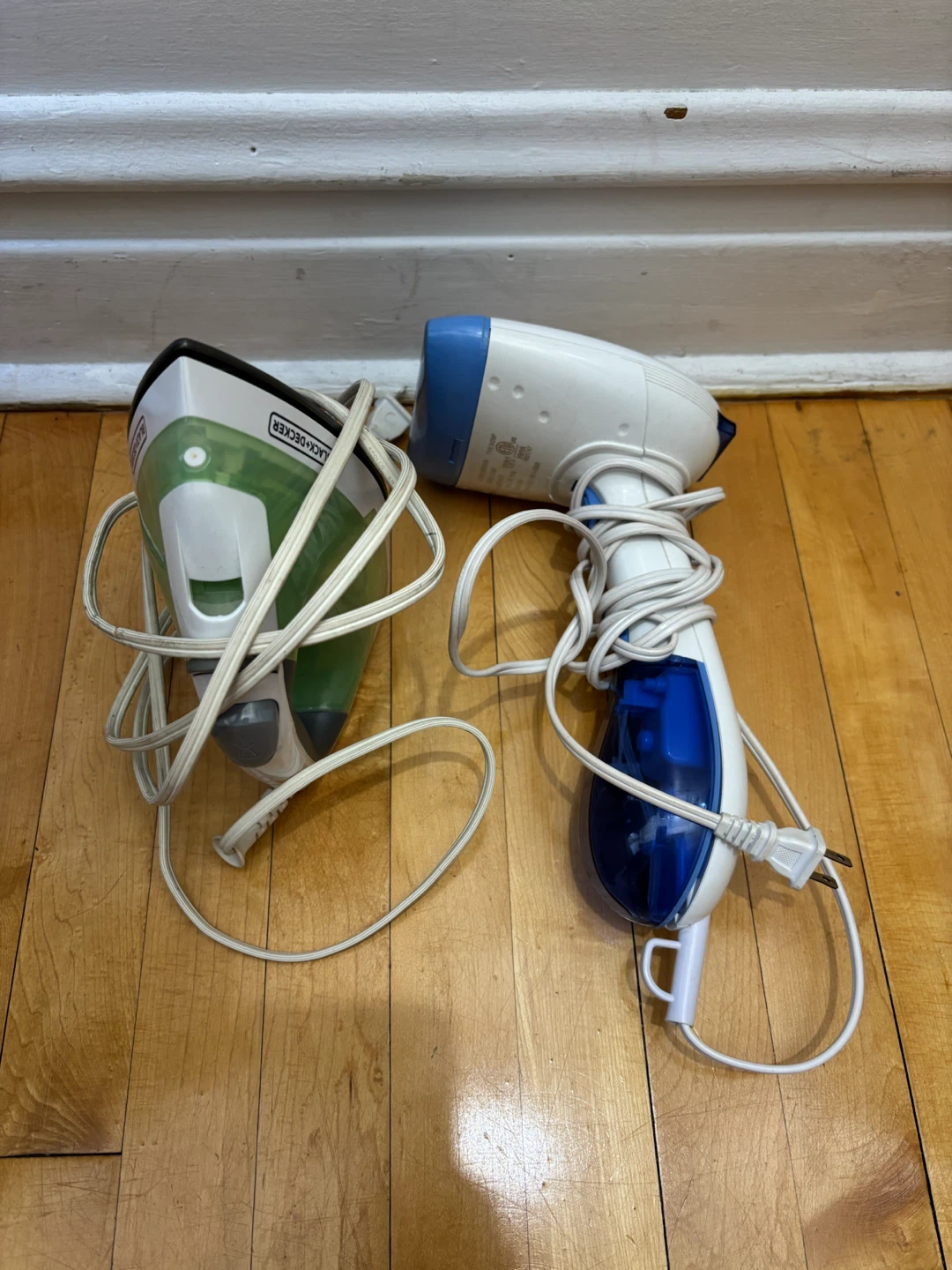 Iron and Conair Handheld Steamer - photo 5