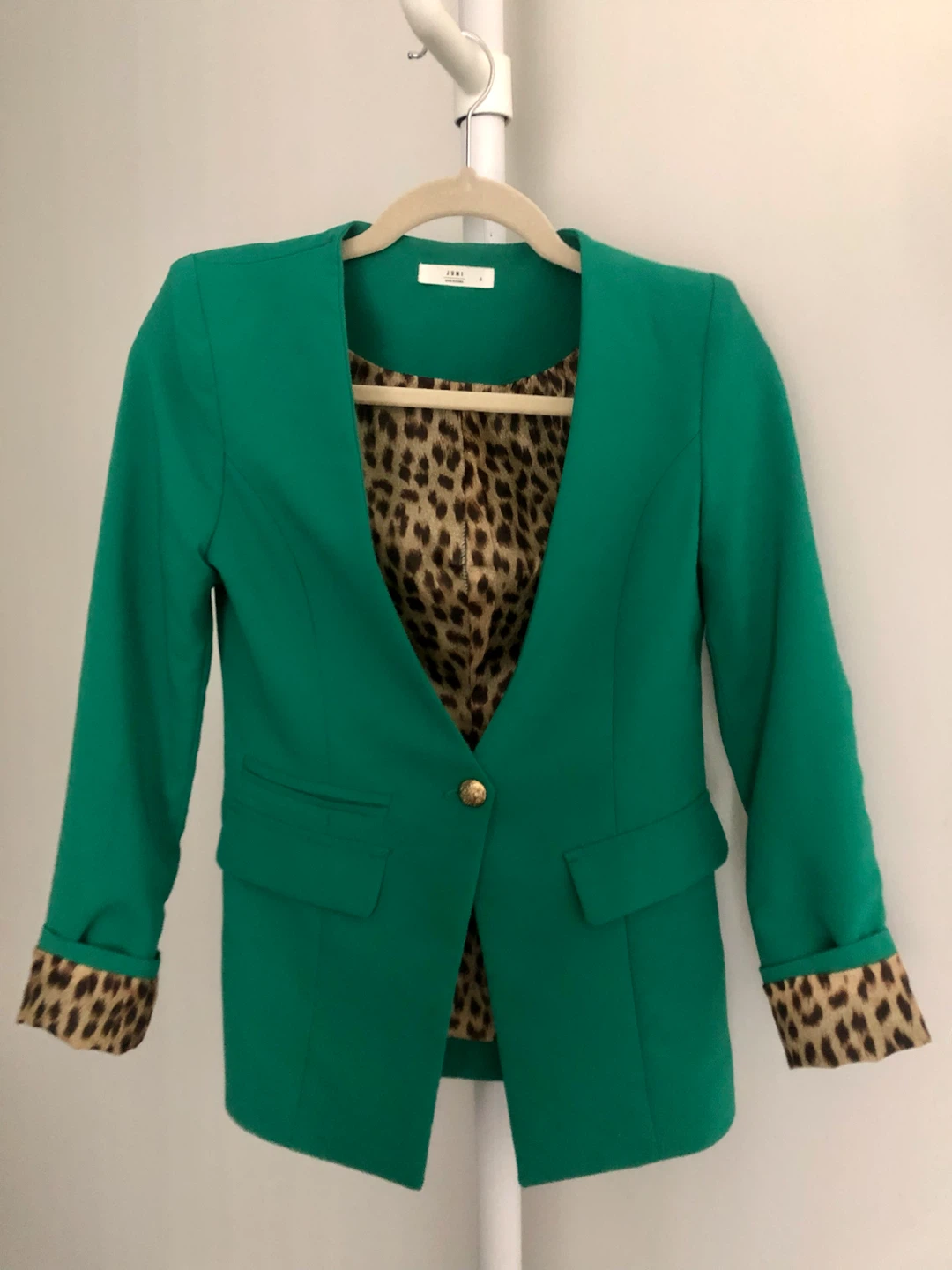 Emerald Green Blazer with Leopard Print Lining - photo 3