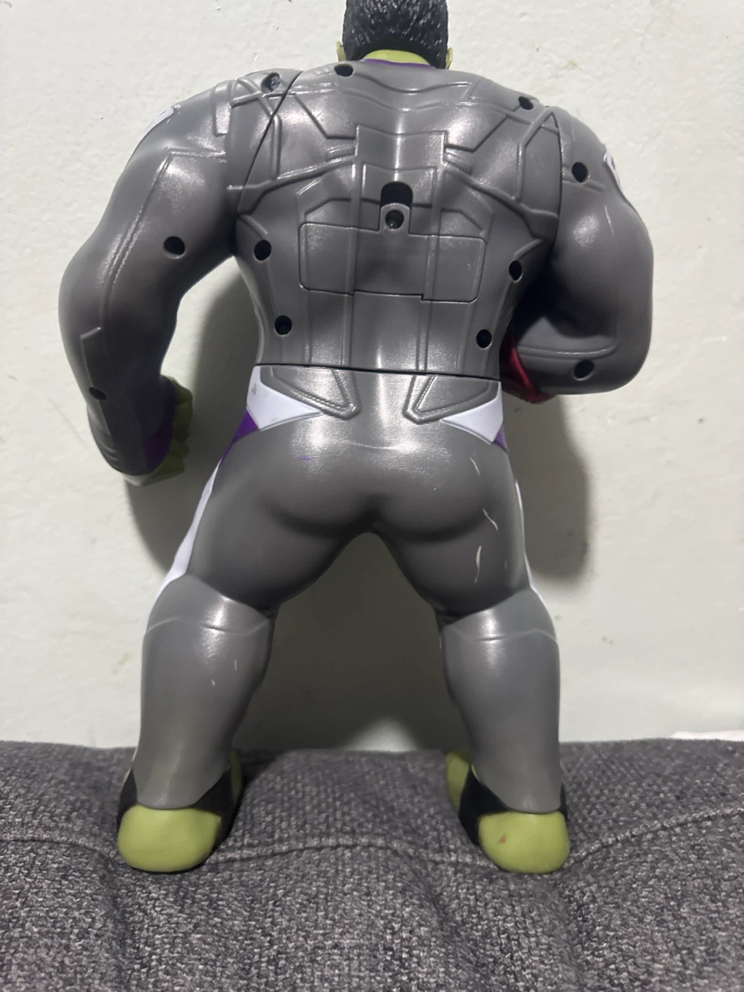 Marvel Hulk Toy with Infinity Gauntlet - photo 2