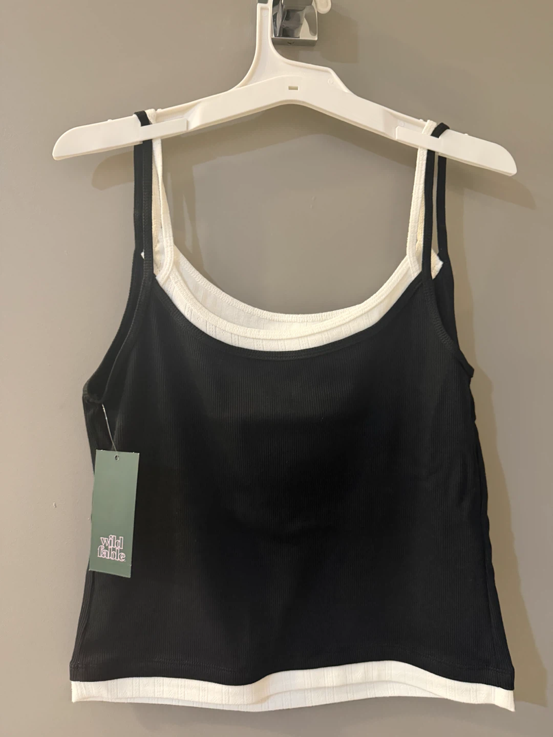 NWT! Wild Fable black and white tank top size MEDIUM - photo 2