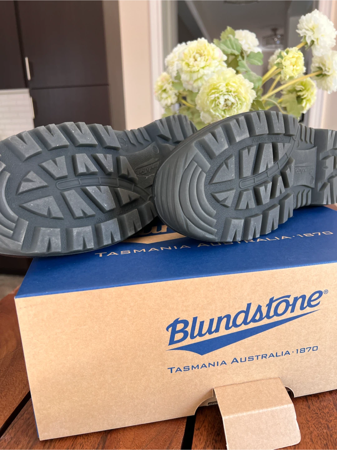 Blundstone Rustic Brown Chelsea Boots